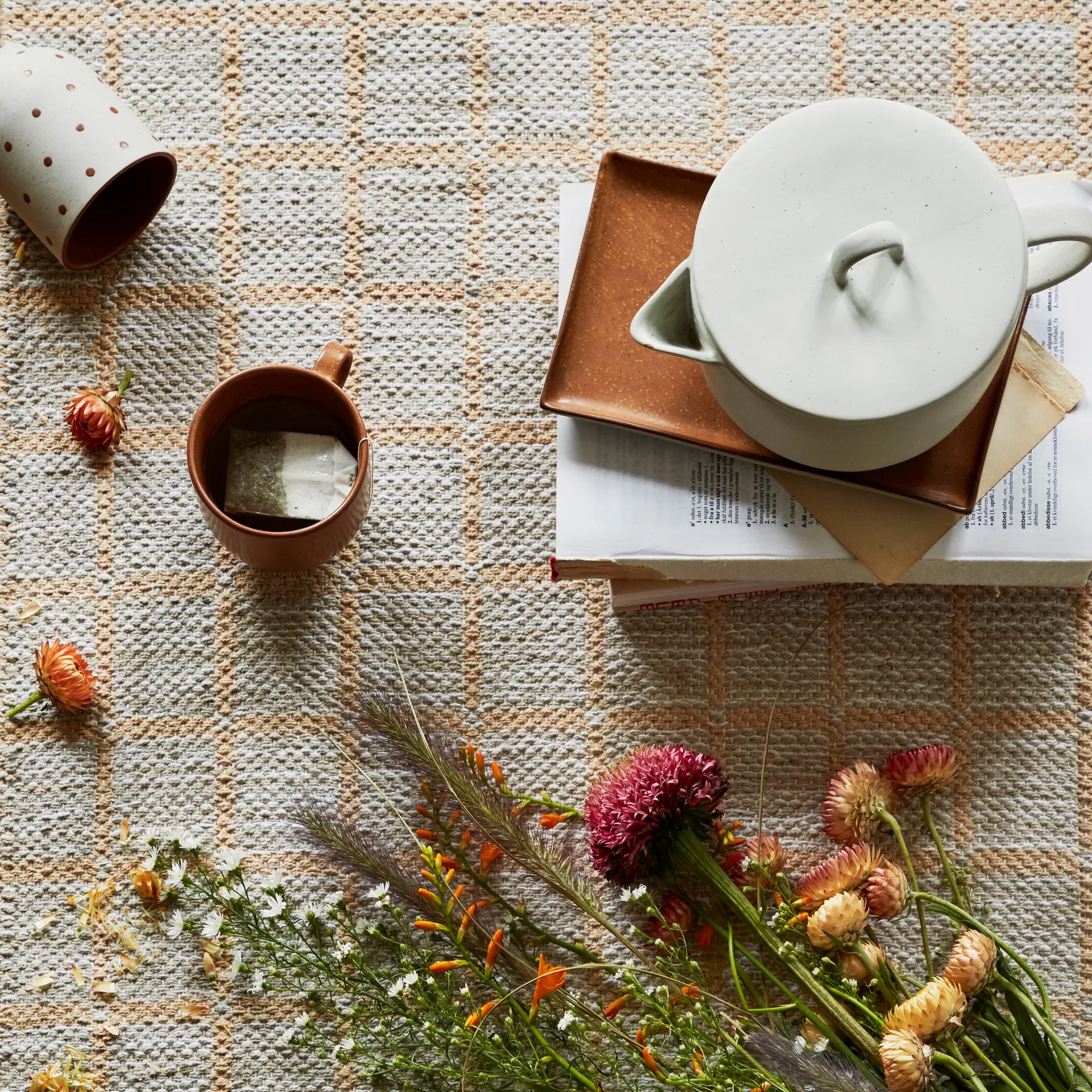 Eli τσαγιέρα 1,2 L, ματ απαλό ανοιχτό γκρι Broste Copenhagen