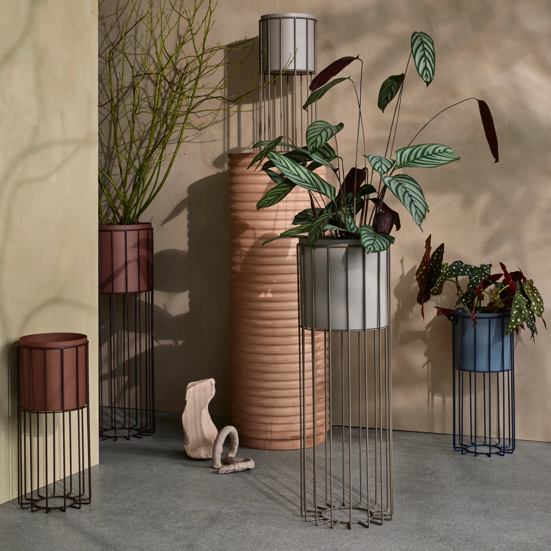 Fenja γλάστρα με βάση 2 μέρη Ø25 cm, απλά τοπ Broste Copenhagen