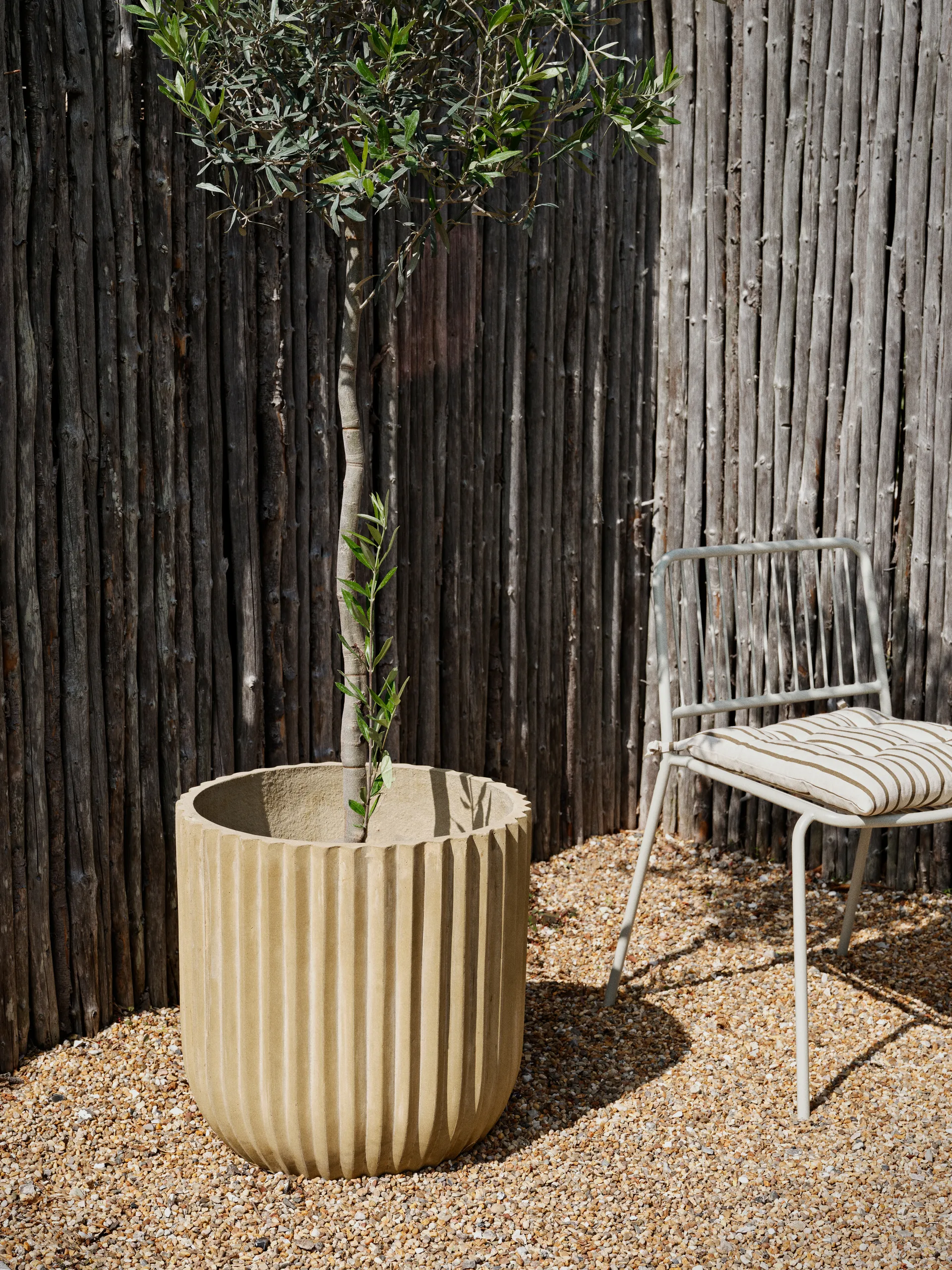 Fiber γλάστρα Ø50 cm, Antique beige Broste Copenhagen