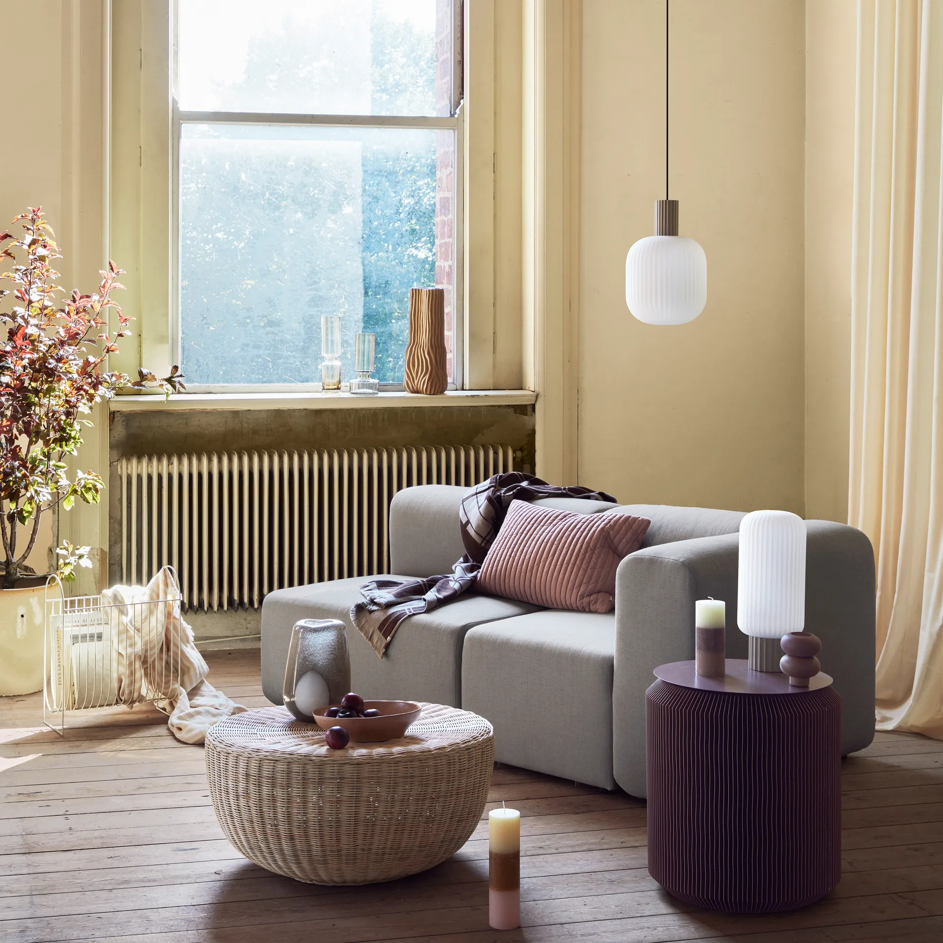 Lolly επιτραπέζιο φωτιστικό, άμμος-λευκό-39 cm Broste Copenhagen