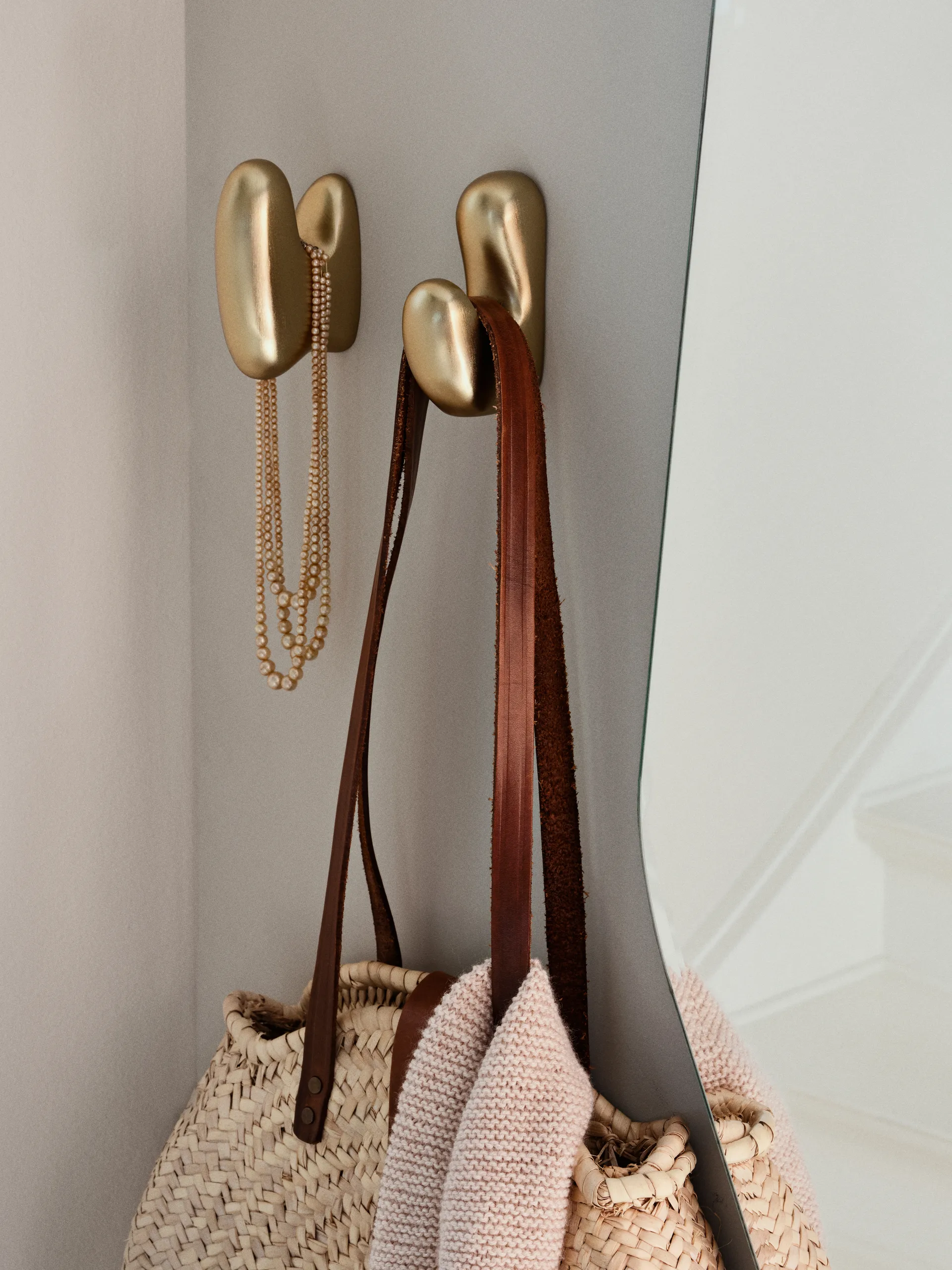 Roberta κρεμάστρα 10x7 εκ., Brass finish Broste Copenhagen