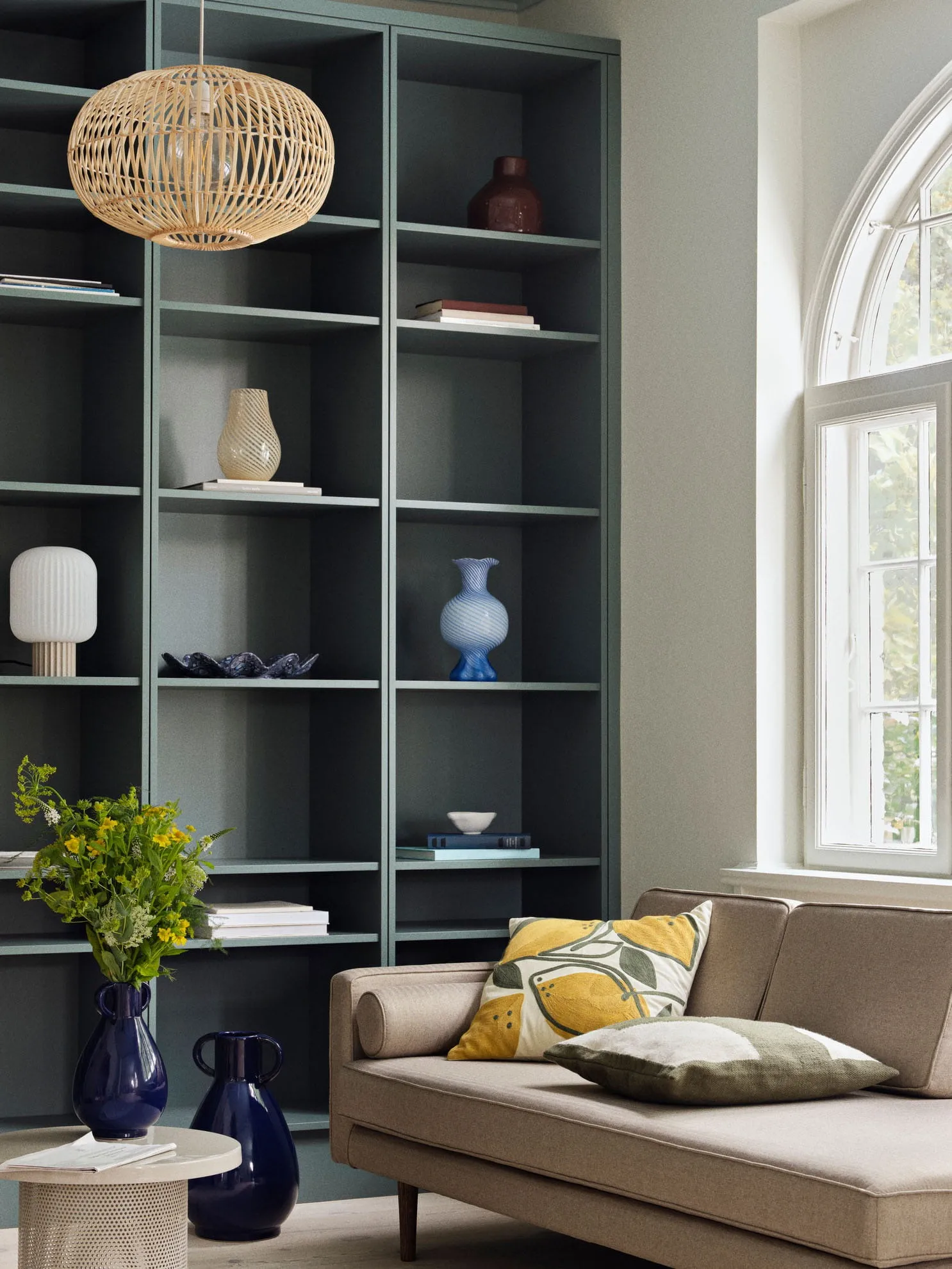 Simi βάζο 44.6 εκ, Deep cobolt blue Broste Copenhagen