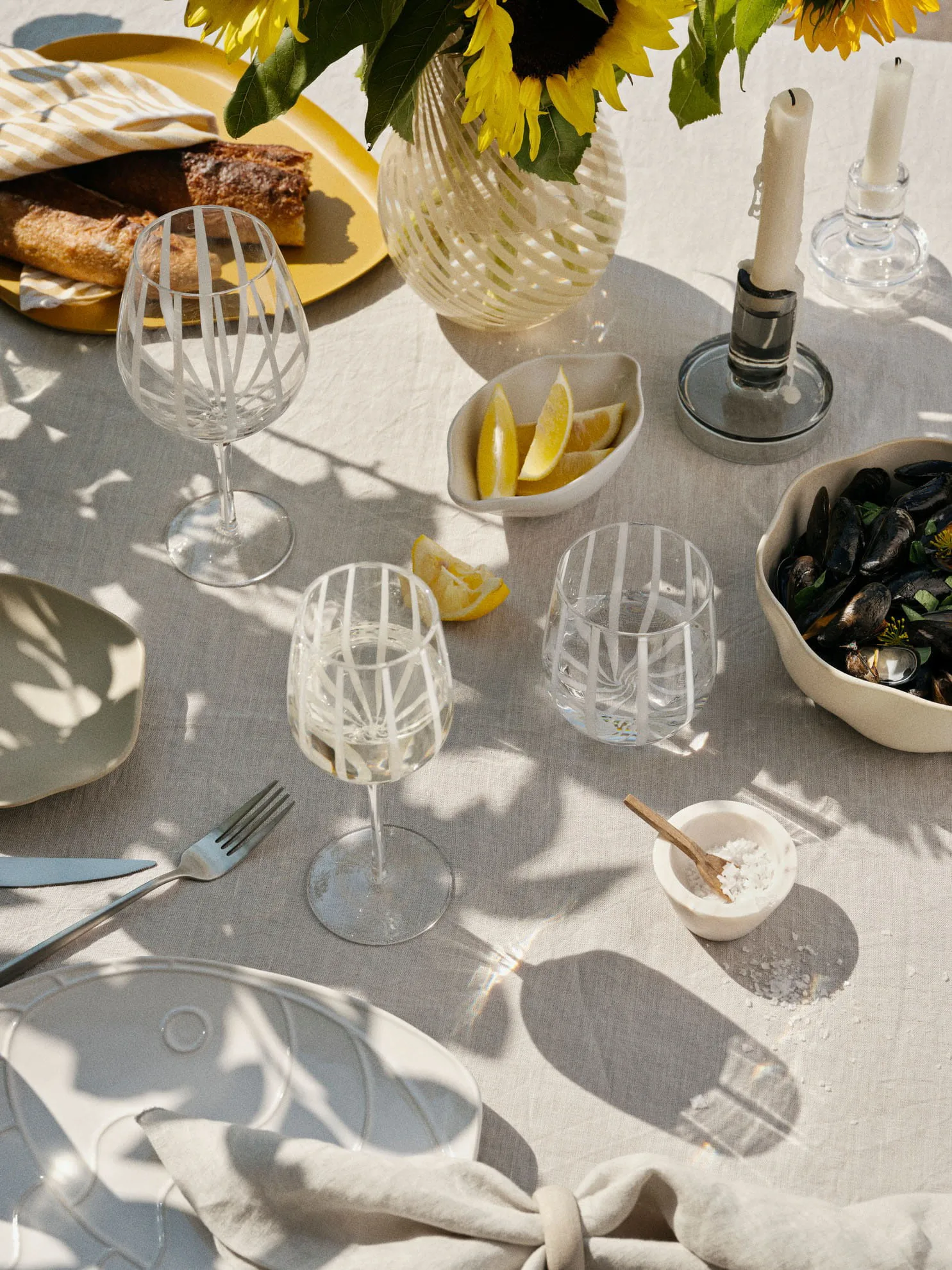 Stripe ποτήρι για λευκό κρασί 35 cl, Clear-white stripes Broste Copenhagen