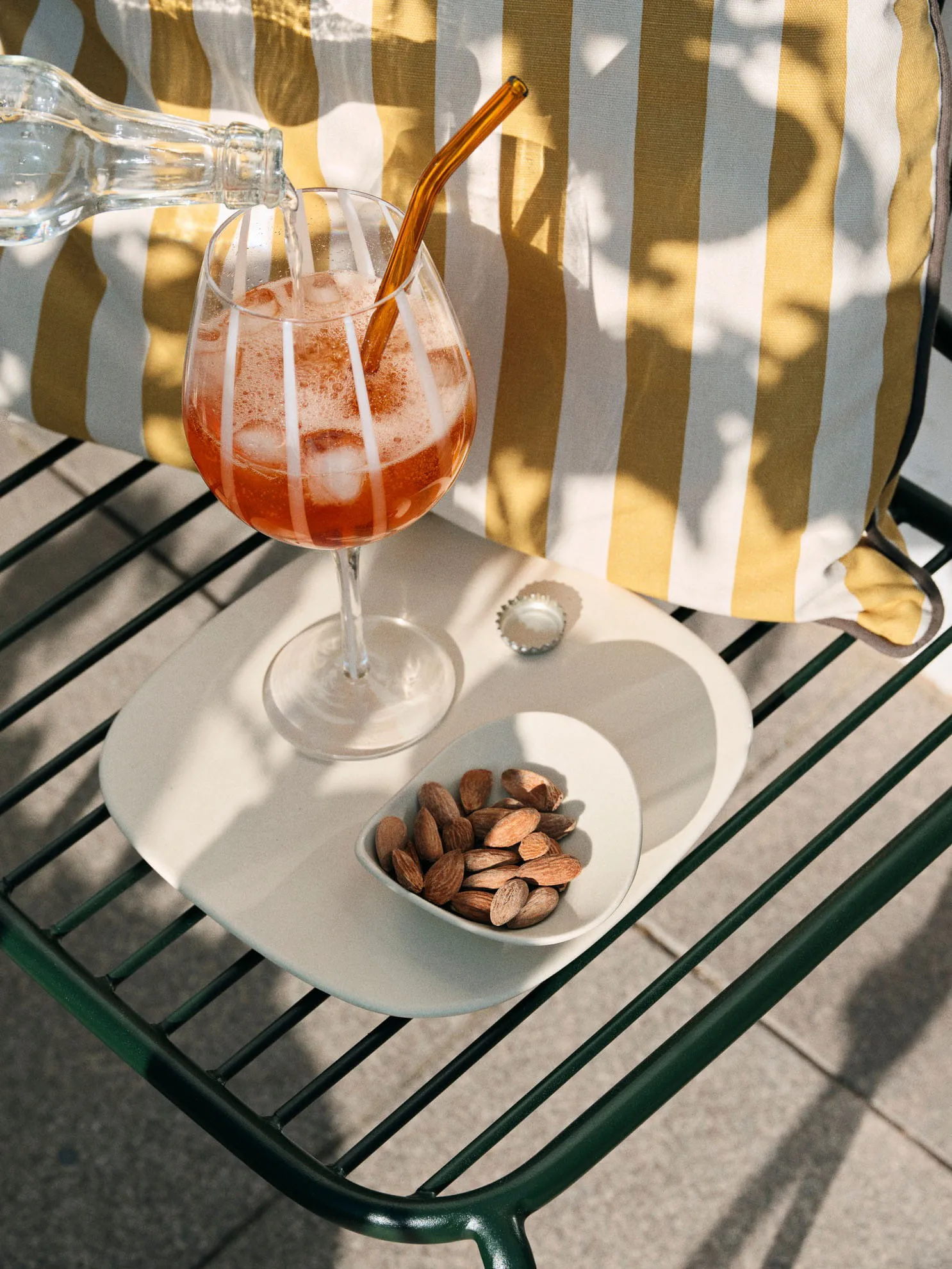 Stripe κρασοπότηρο για κόκκινο κράσι 65 cl, Clear-white stripes Broste Copenhagen