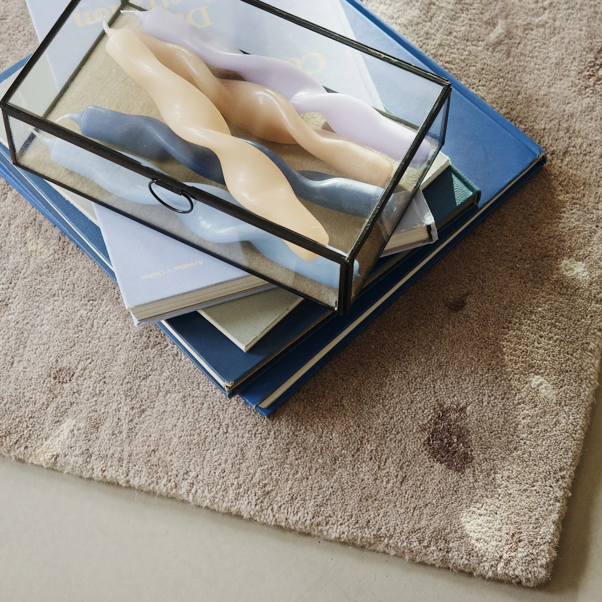 Terrazzo μάλλινο χαλί 140x200 cm, καφέ του κεραμικού-μπλε στίγματα Broste Copenhagen