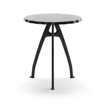 Τραπεζάκι σαλονιού Odd - Μαύρο, μαυρισμένη βάση, κυματιστό άκρο - Byarums bruk