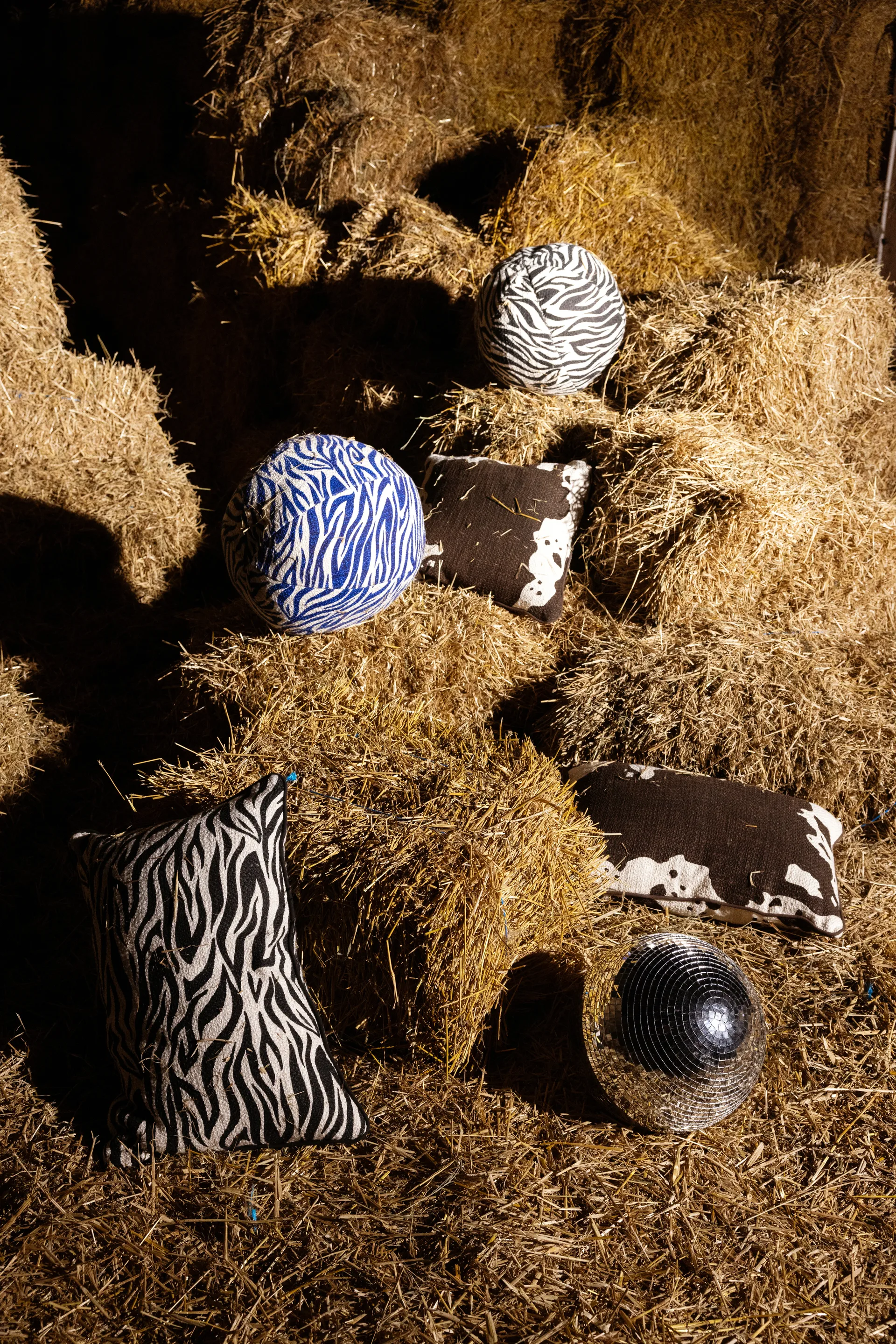 Anima μαξιλάρι Ø35 εκ., Ζέβρα-μαύρο Byon