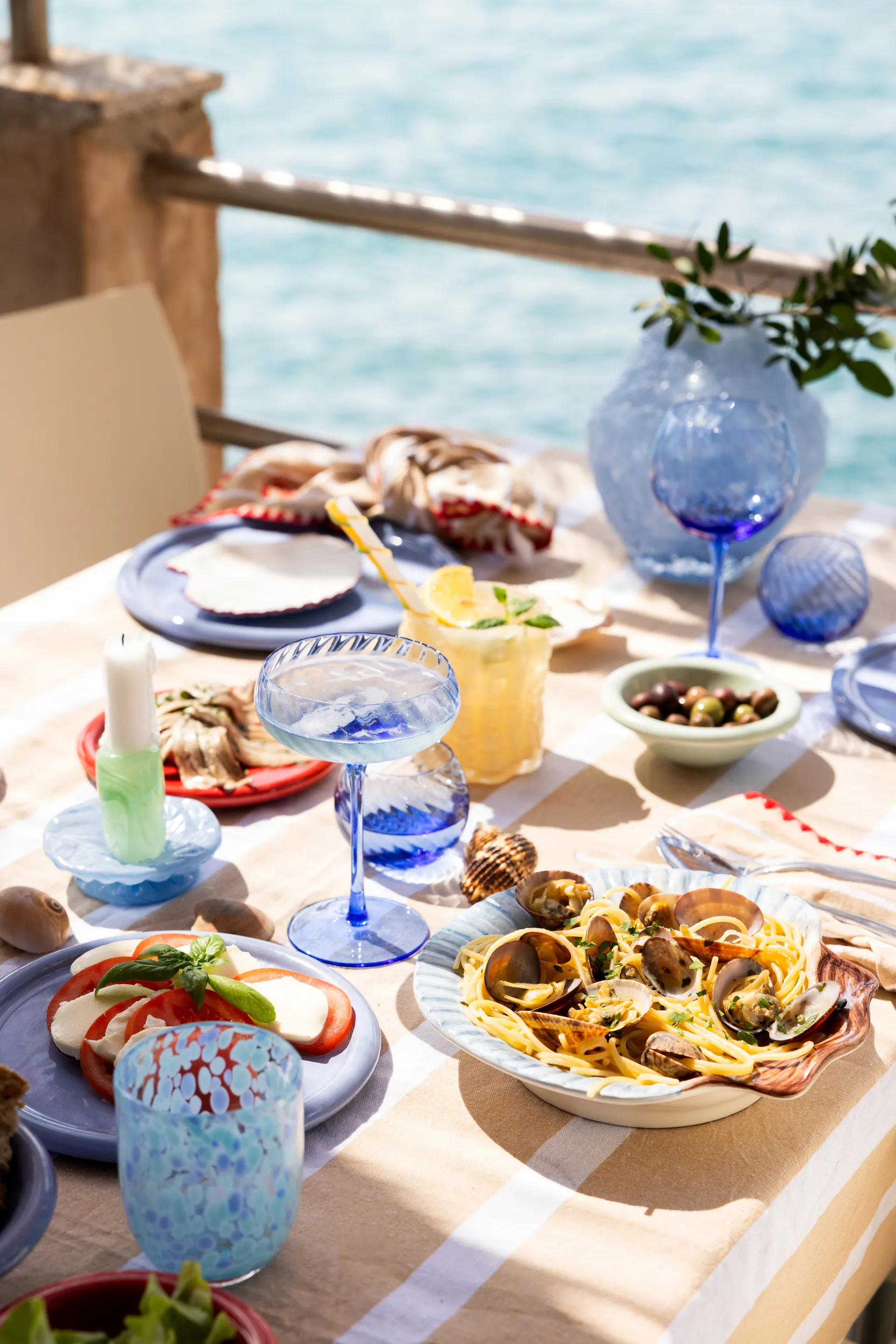 Armona πιάτο 23,5x23,5 cm, Γαλάζιο Byon