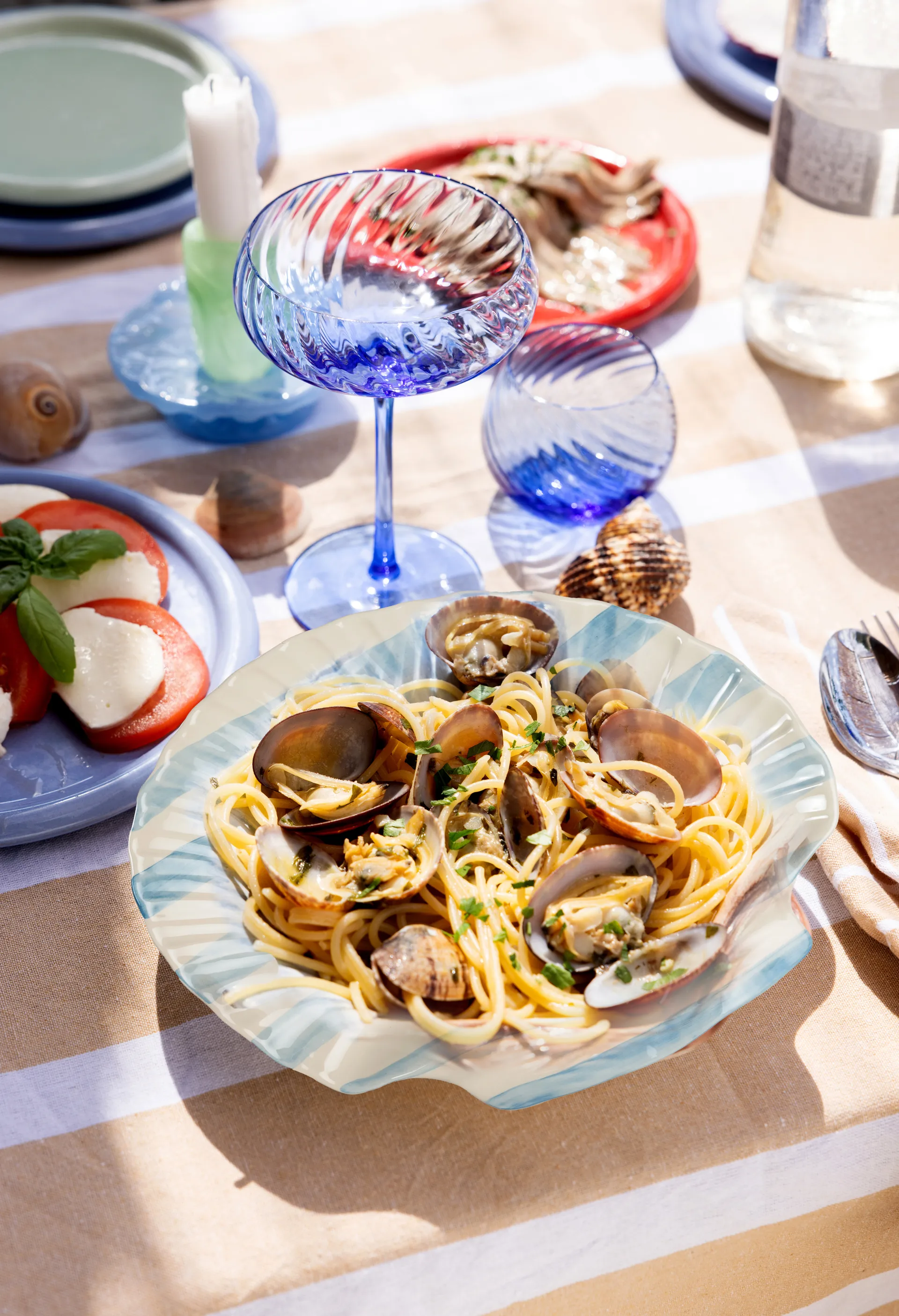 Armona stripe πιάτο 23,5x23,5 εκ., Γαλάζιο-άσπρο Byon