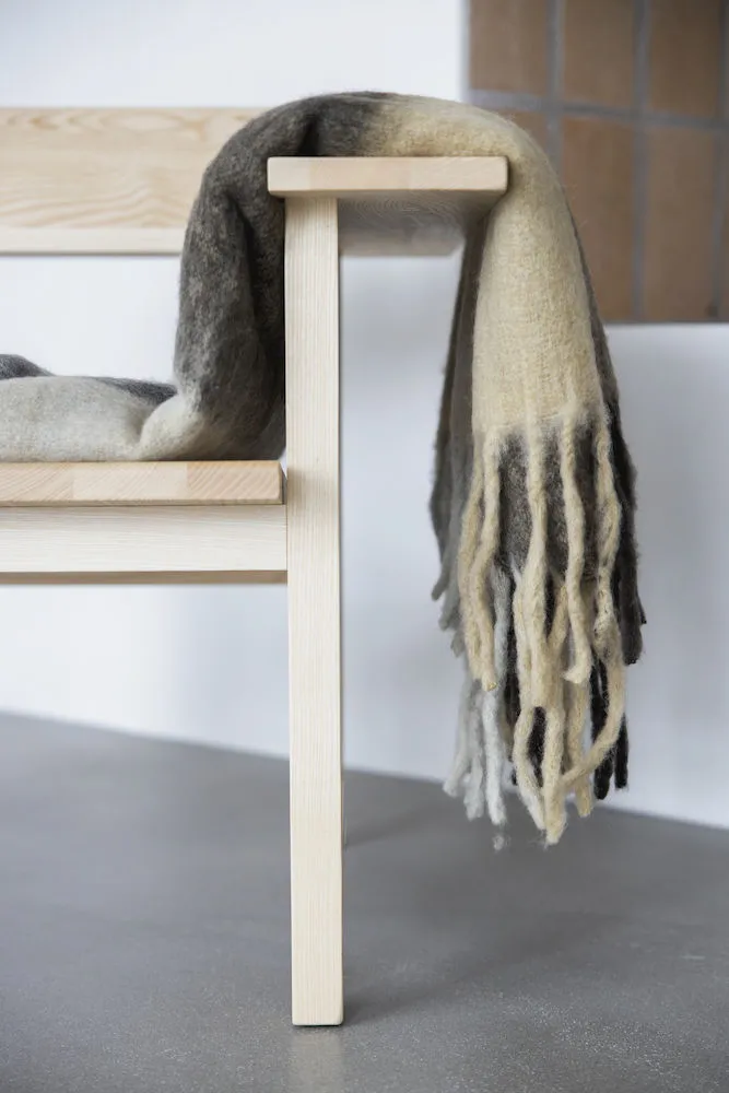 Check ριχτάρι, Πολύχρωμο μπεζ Byon