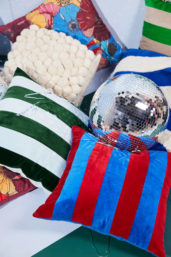 Pathi μαξιλάρι M 45x45 cm, Μπλε-κόκκινο Byon