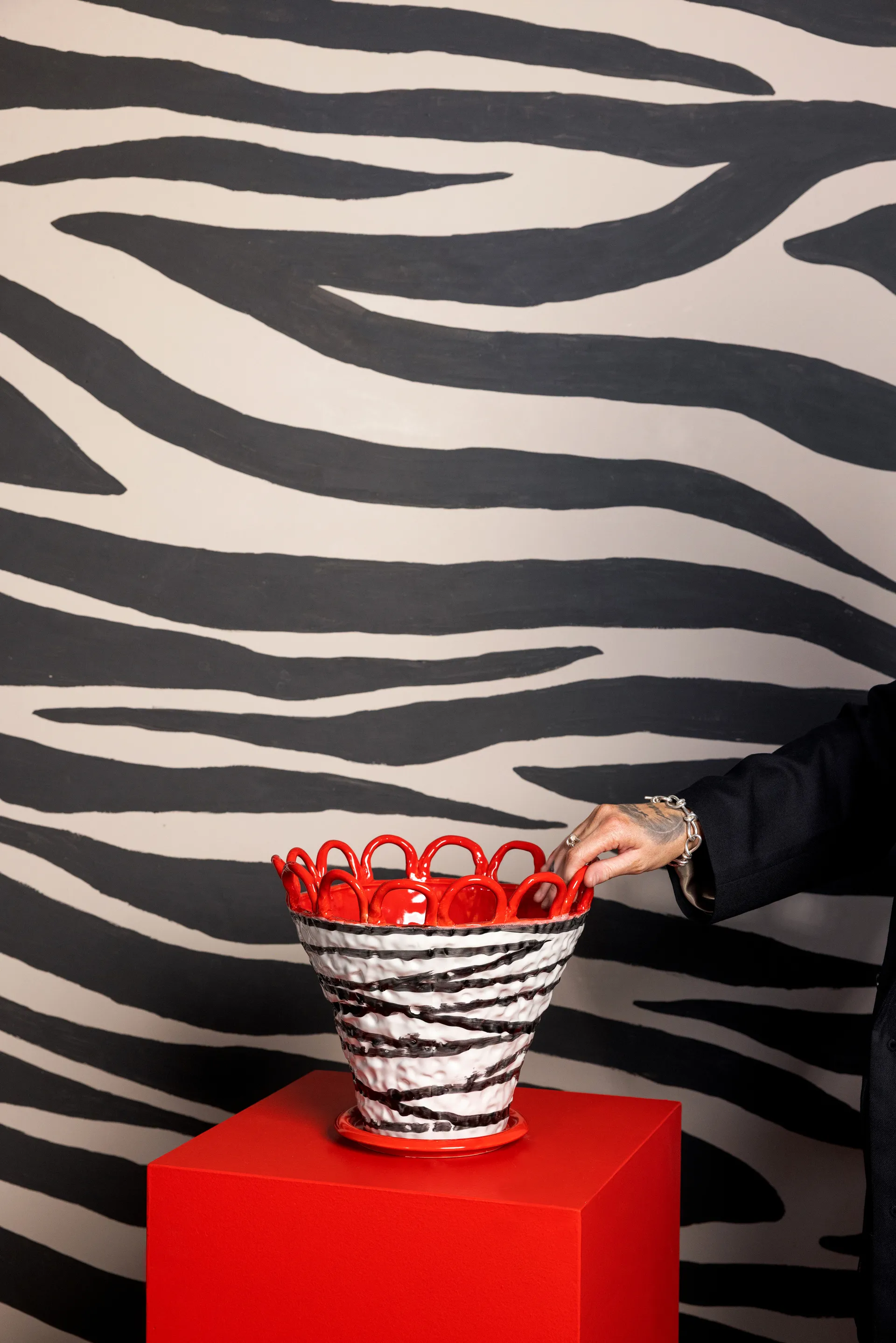 Patty γλάστρα L Ø30 εκ., Ζέβρα-κόκκινο Byon