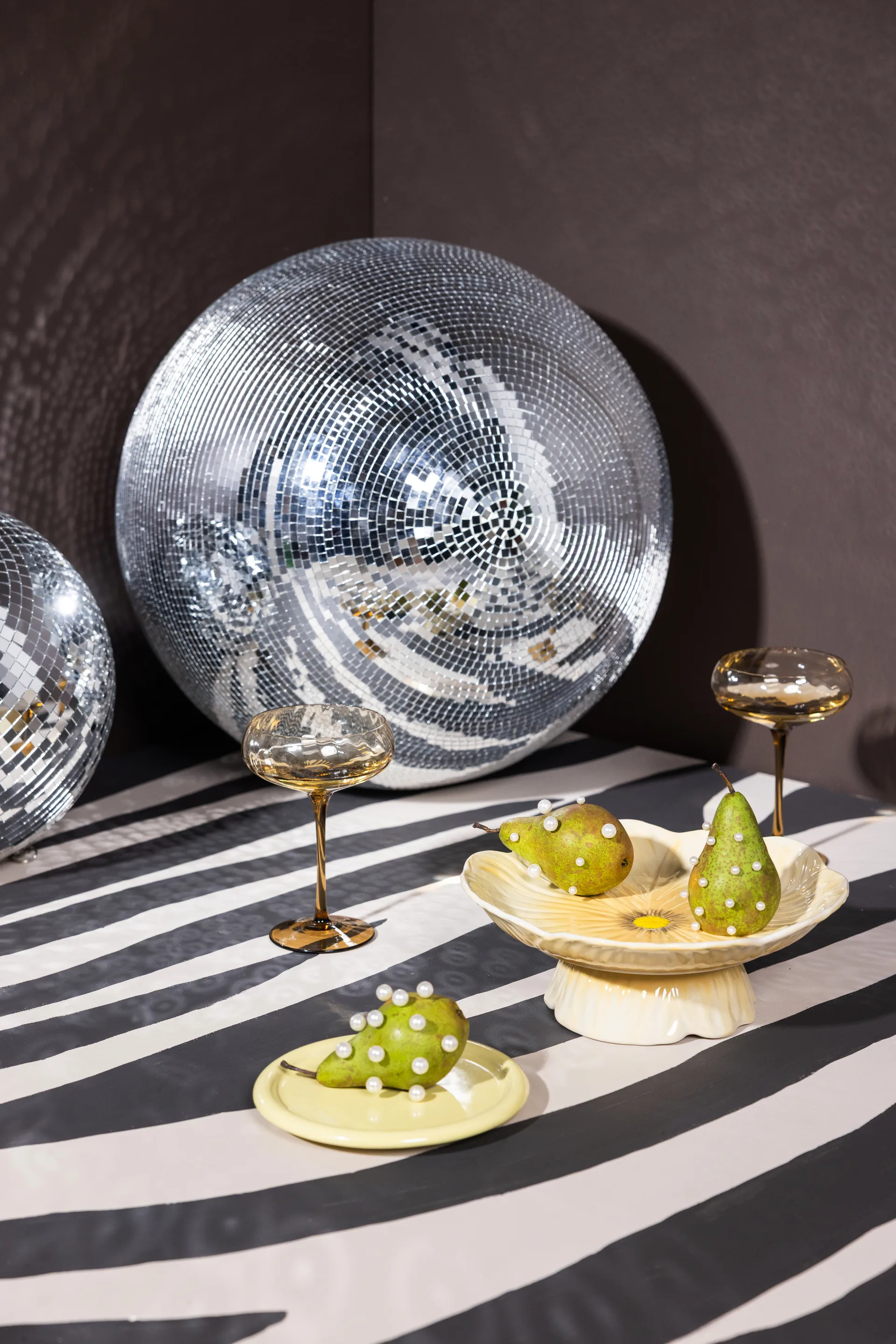 Poppy πιατέλα Ø26 εκ., Μπεζ Byon