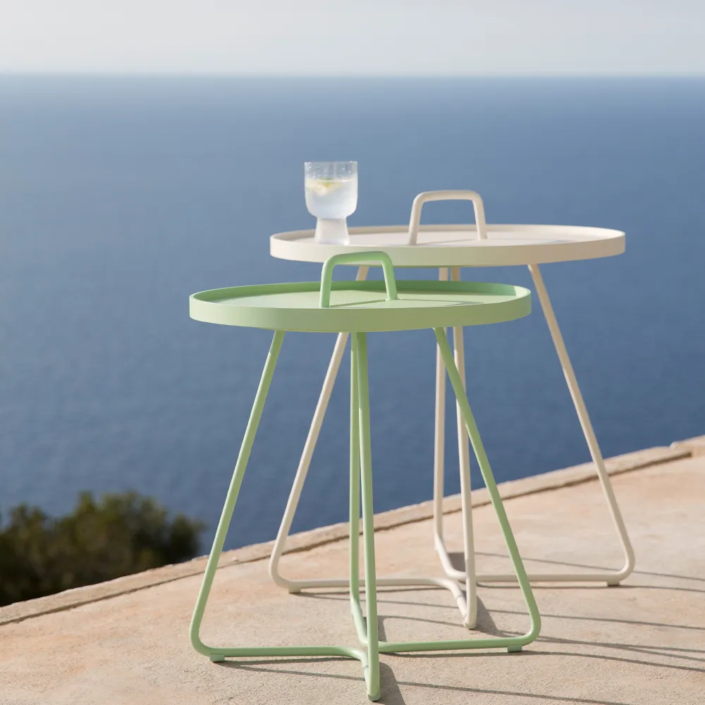 Τραπέζι 'On the move' Διάμετρος 44 εκ., Ταούπη Cane-line