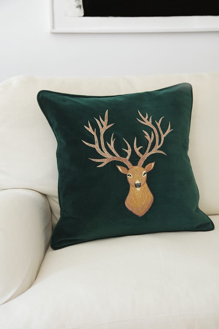 Κεντημένο κάλυμμα μαξιλαριού Embroidered Reindeer 50x50 cm, Πράσινο Chhatwal & Jonsson