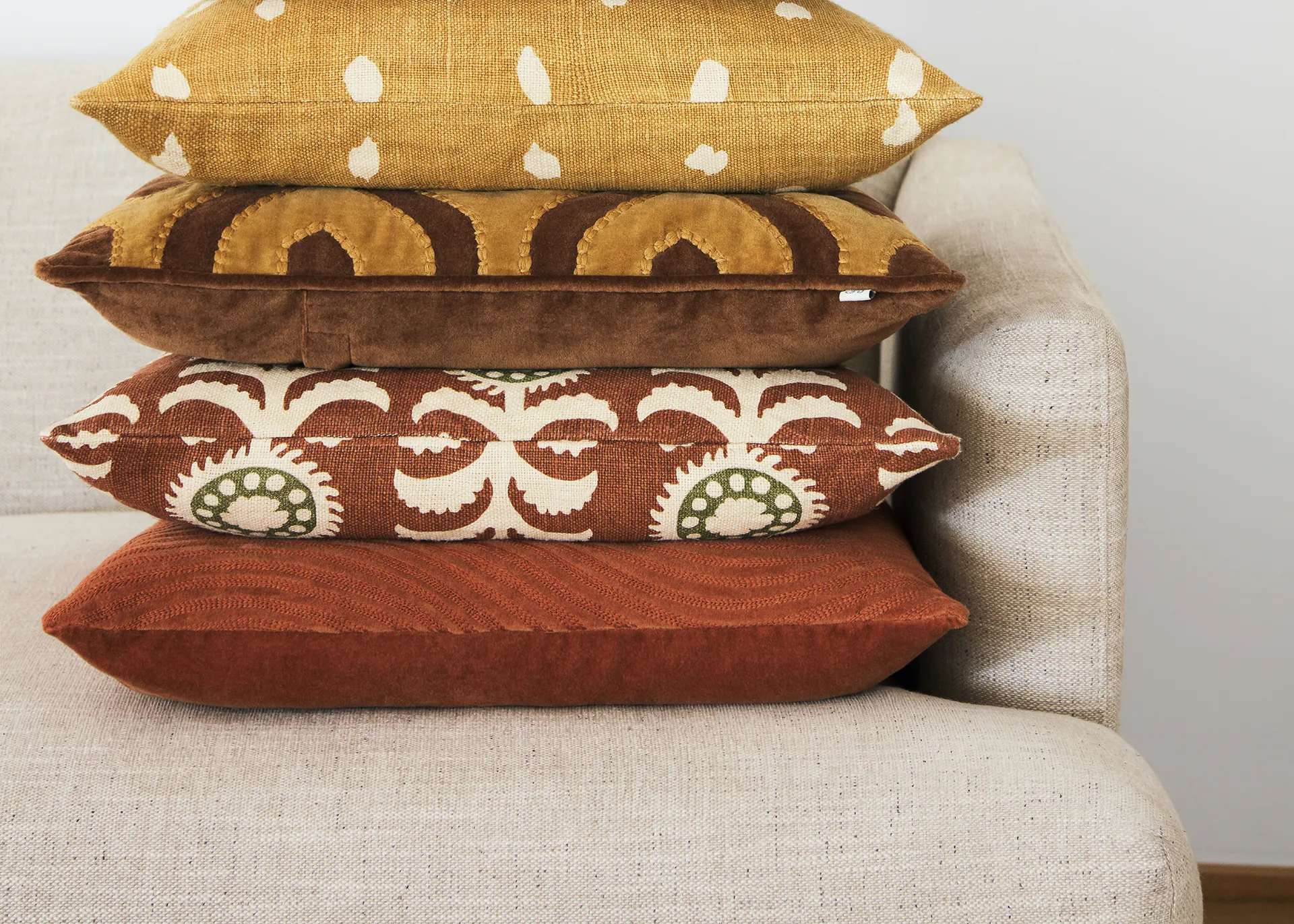 Κάλυμμα μαξιλαριού Varanasi 50x50 εκ, Cognac-masala yellow Chhatwal & Jonsson