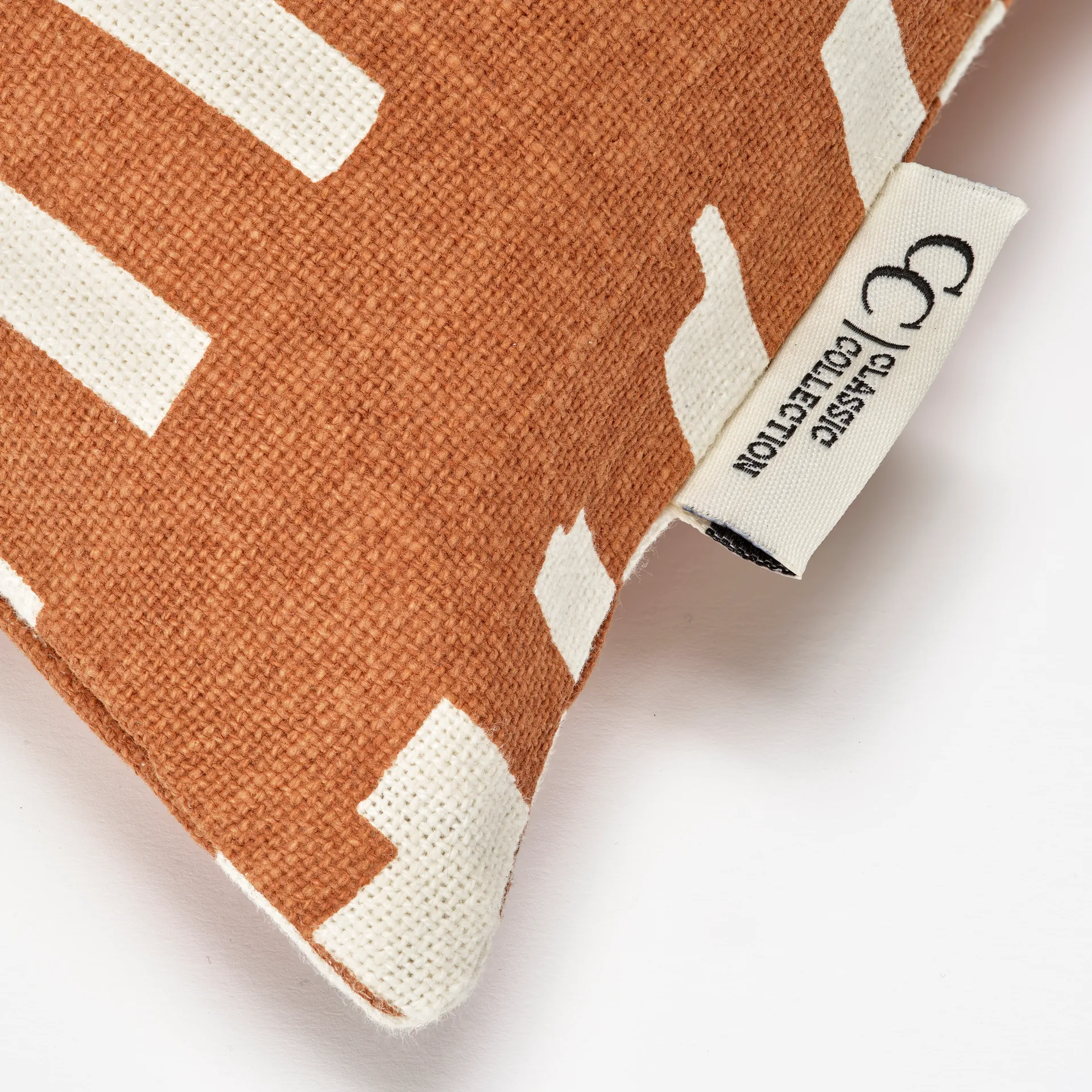 Θήκη μαξιλαριού Ikat Block 50x50 εκ., Καφέ Classic Collection