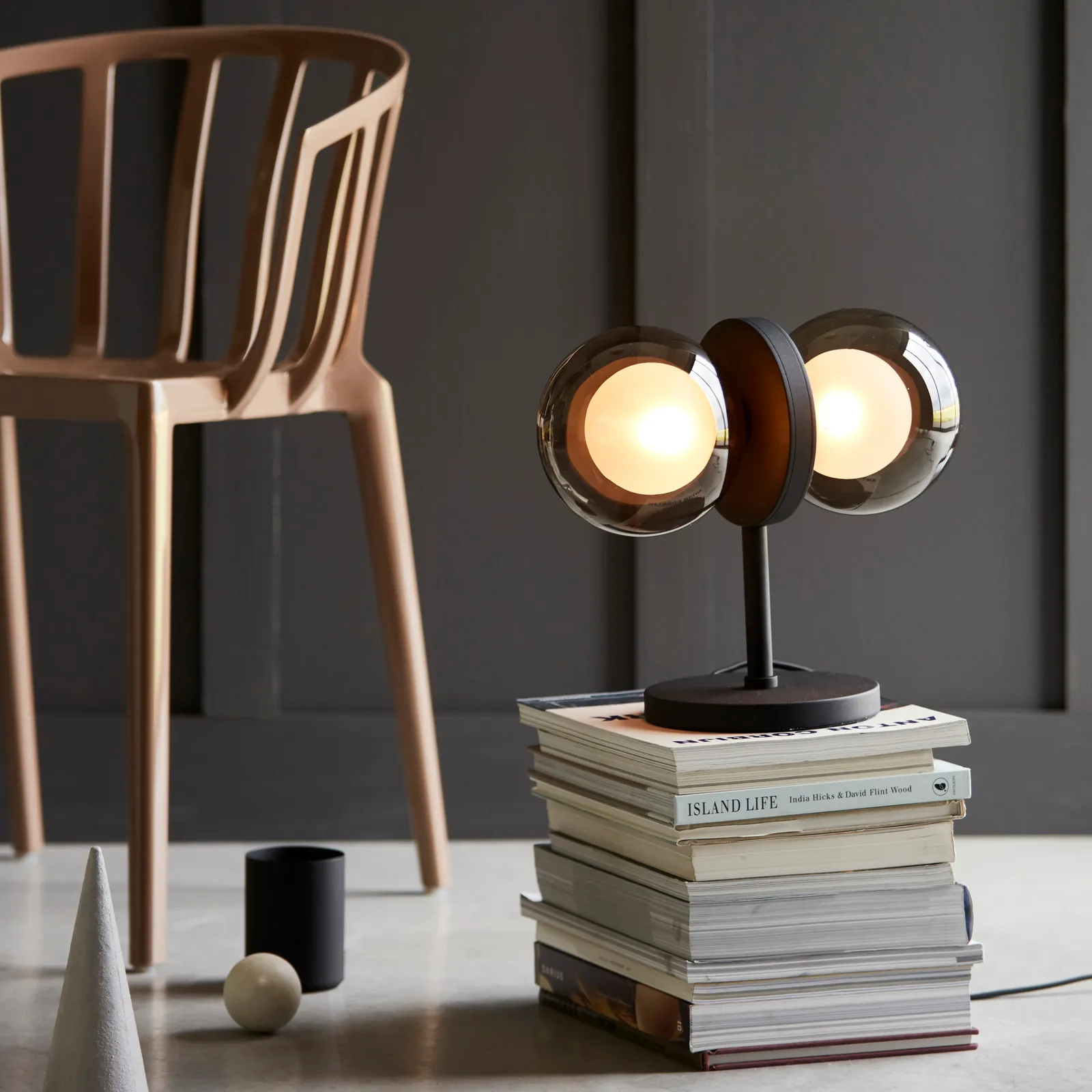 Discus 30 επιτραπέζιο φωτιστικό, μαύρο CO Bankeryd