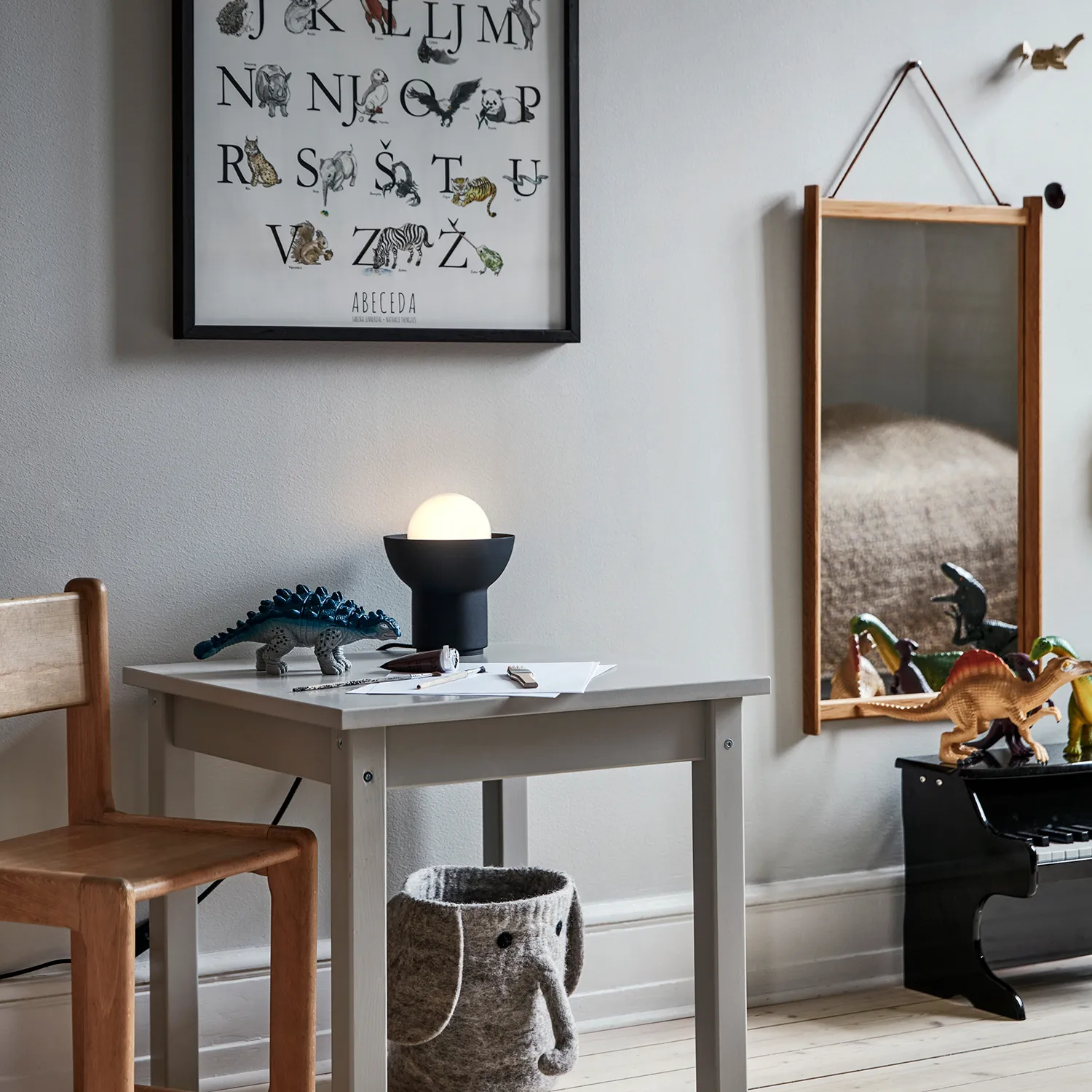 Up επιτραπέζιο φωτιστικό, Μαύρο CO Bankeryd