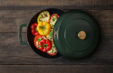 Combekk Εμαγιέ τηγάνι-κατσαρόλα από χυτοσίδηρο Ø28 εκ. - Holly Green-gold πόμολο - Combekk