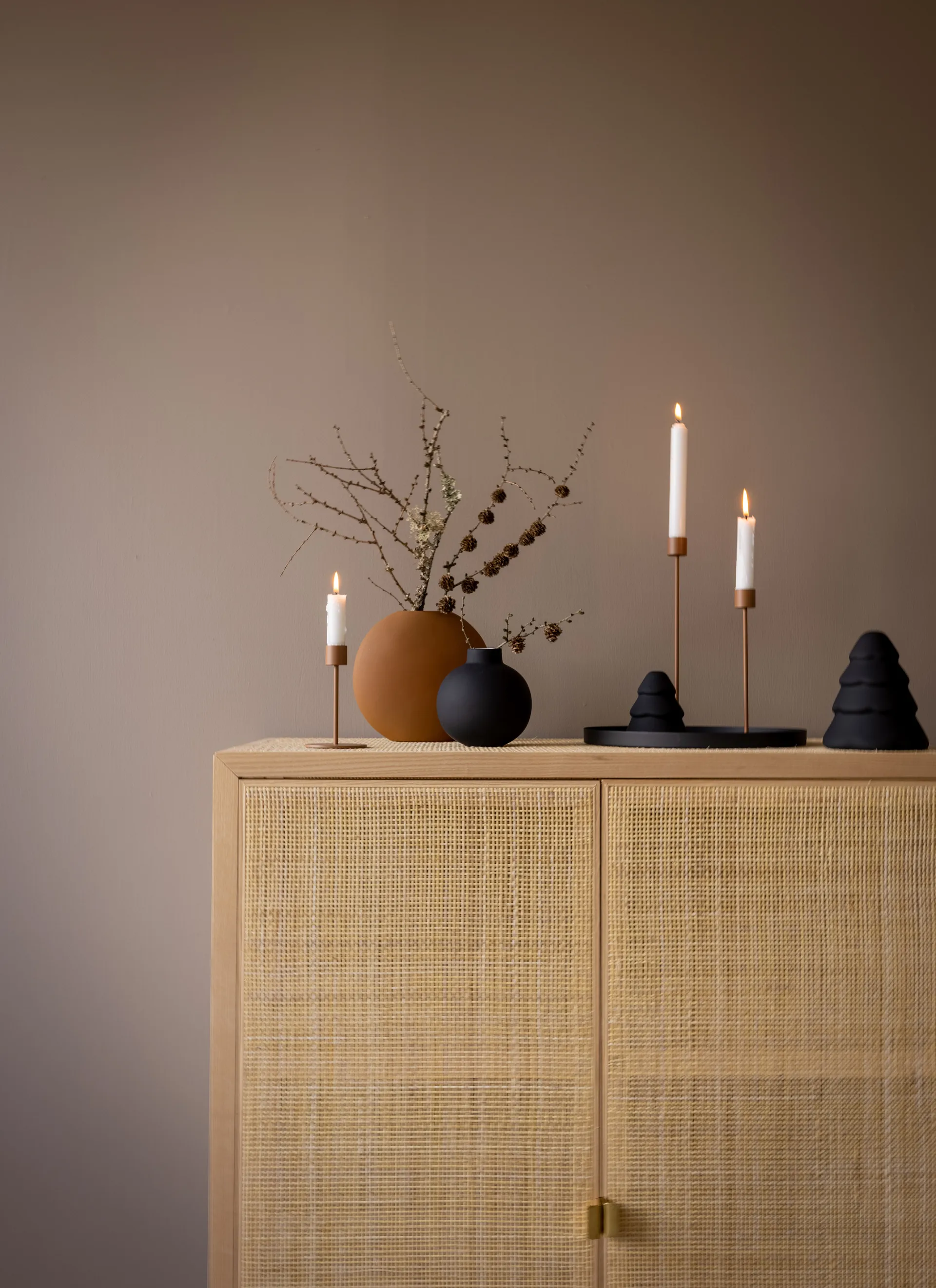 Χιονισμένο χριστουγεννιάτικο δέντρο 10 εκατοστών, Black Cooee Design