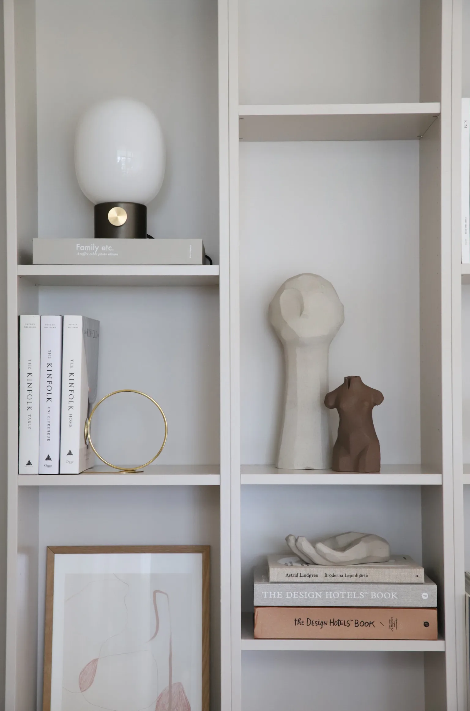 Adamo γλυπτό, Ασβεστόλιθος Cooee Design