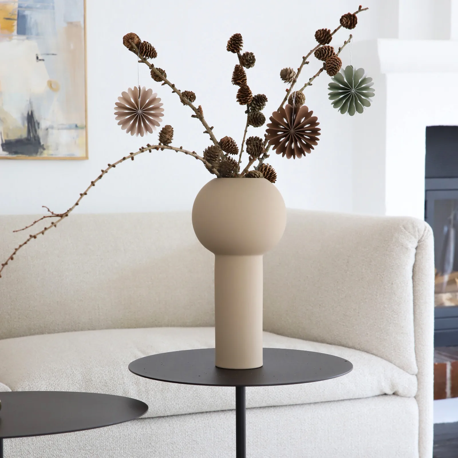 Χριστουγεννιάτικο στολίδι από χάρτινα λουλούδια, coffee Cooee Design