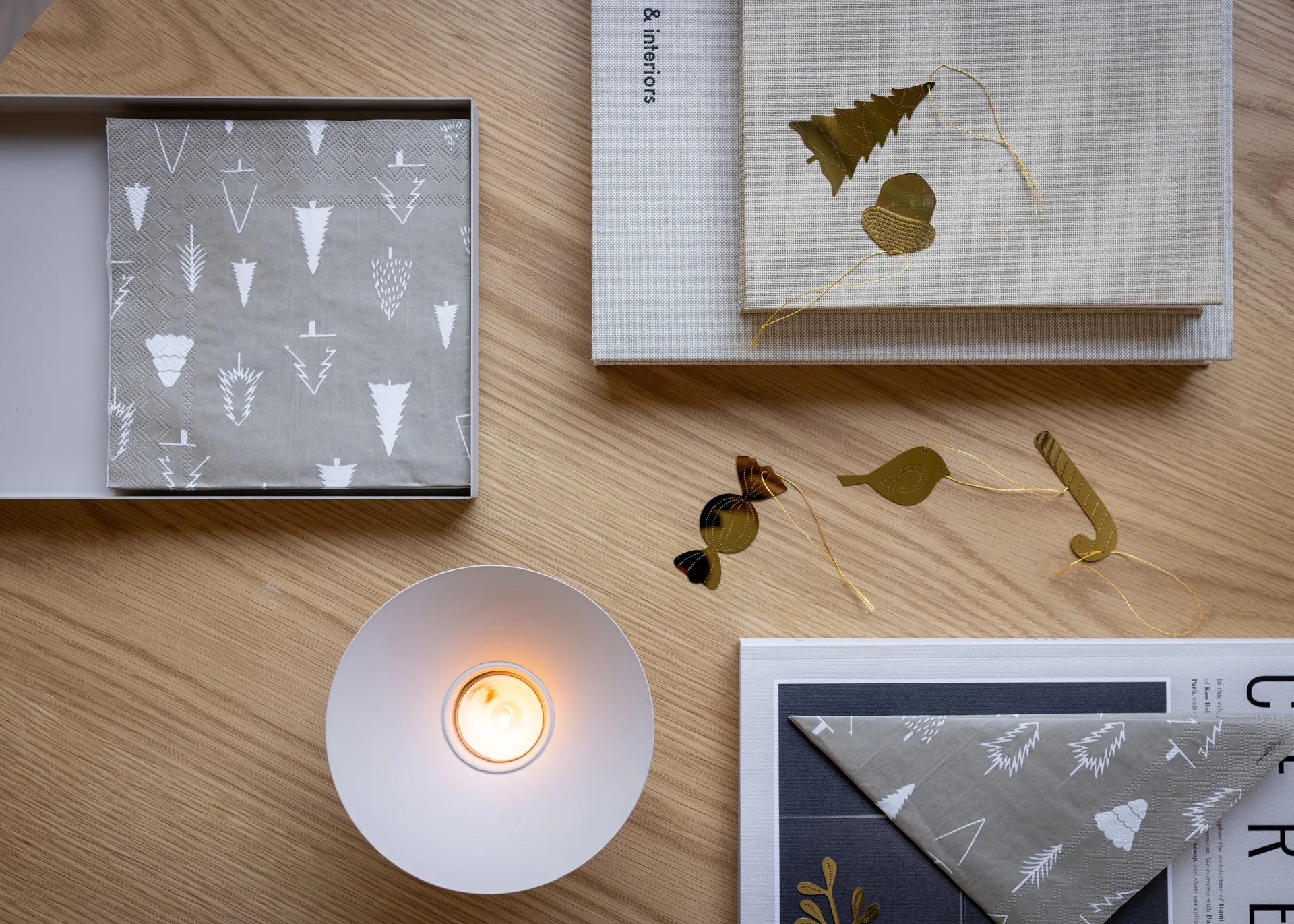 Cooee στολίδι από ορείχαλκο 4-πακέτο, Βελανιδιά Cooee Design