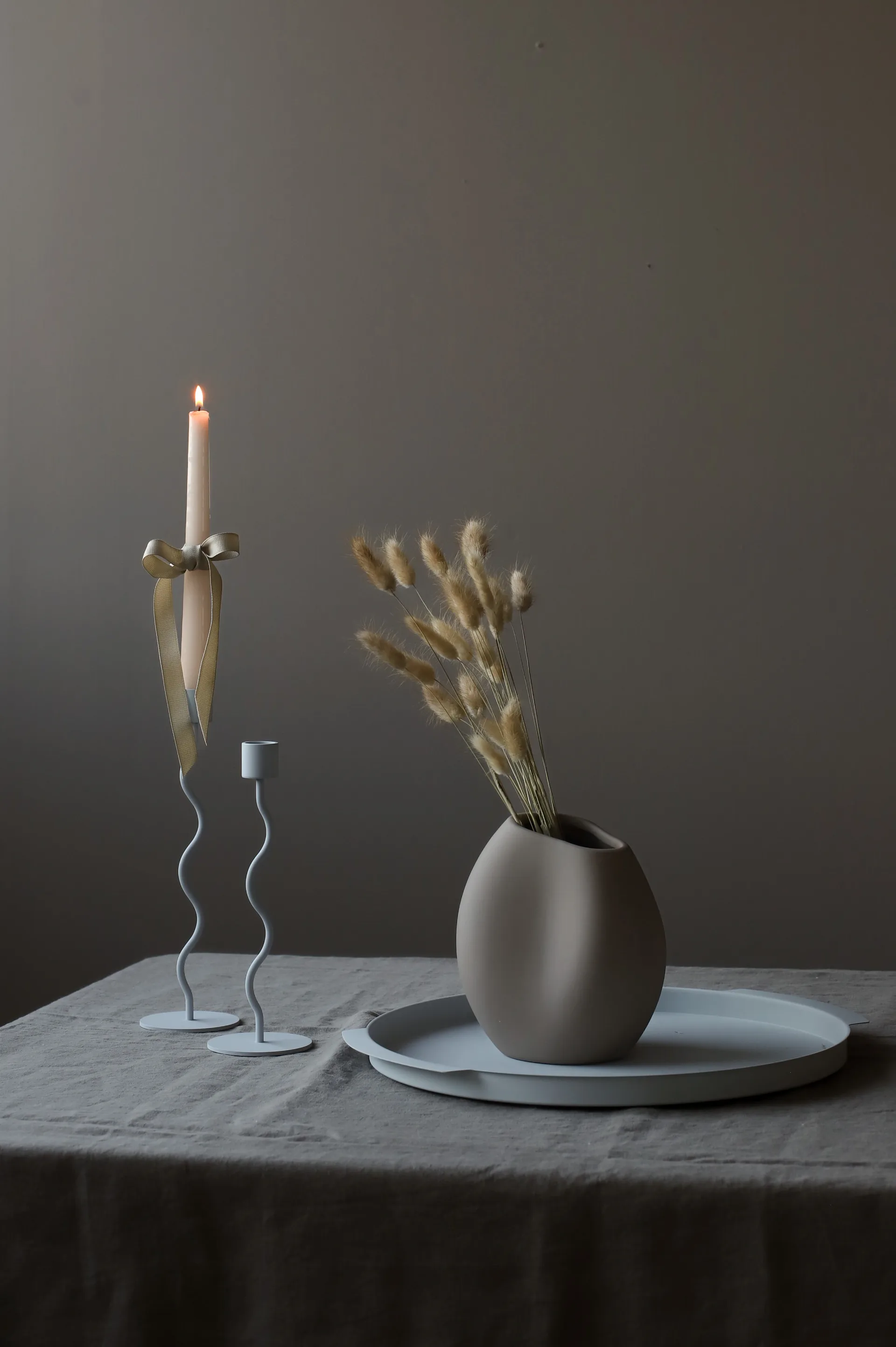 Curved κηροπήγιο 23 εκ, Pale blue Cooee Design