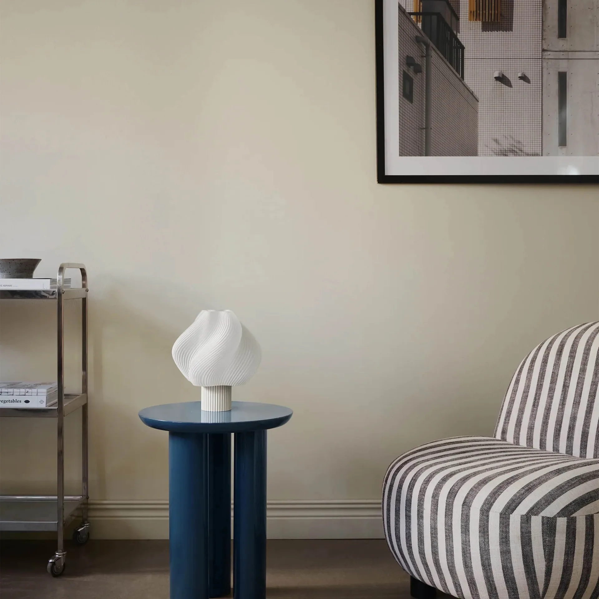 Soft Serve επιτραπέζιο φωτιστικό, Βανίλια, Κανονικό, 26 cm Crème Atelier