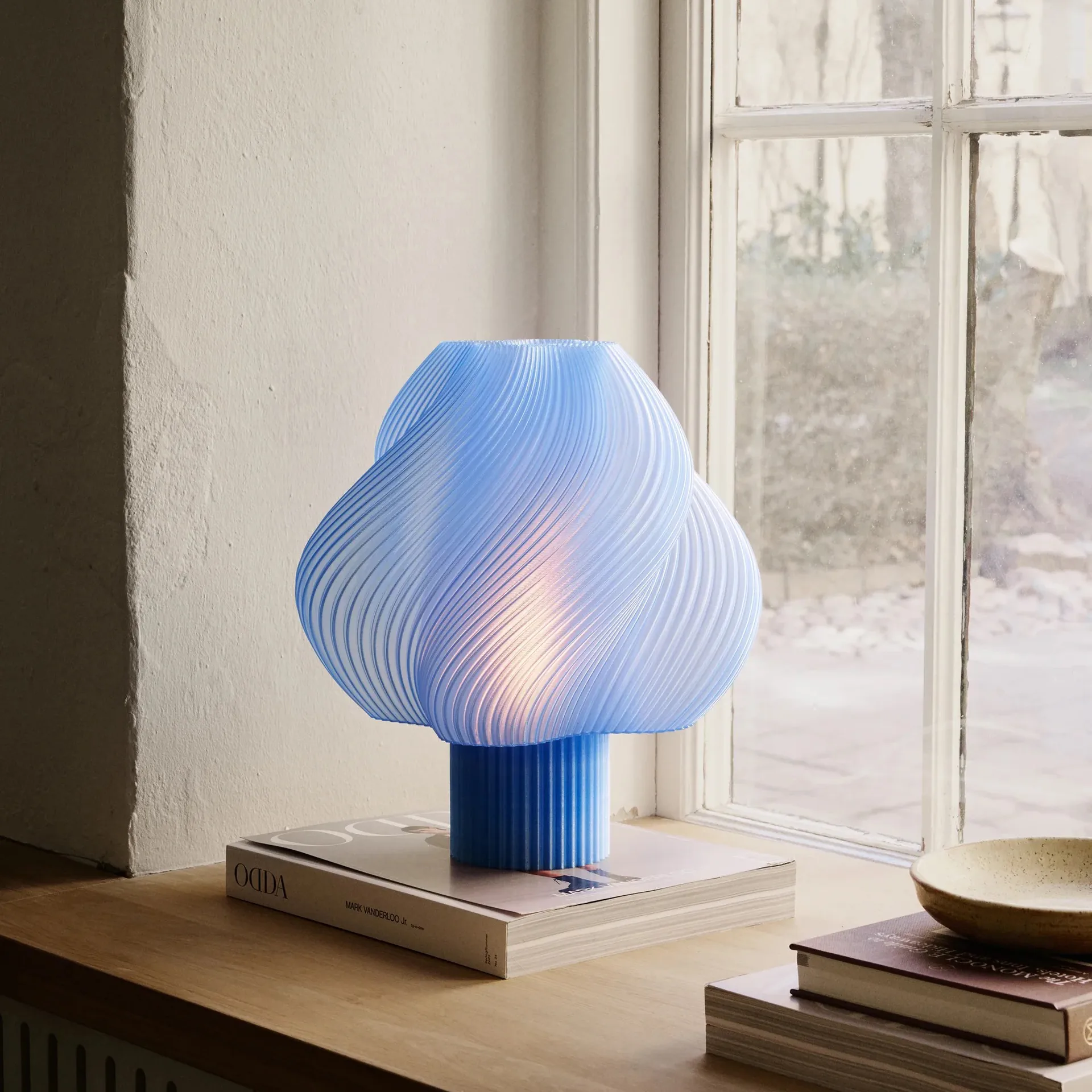 Soft Serve επιτραπέζιο φωτιστικό, Blueberry sorbet, Grande, 34 cm Crème Atelier