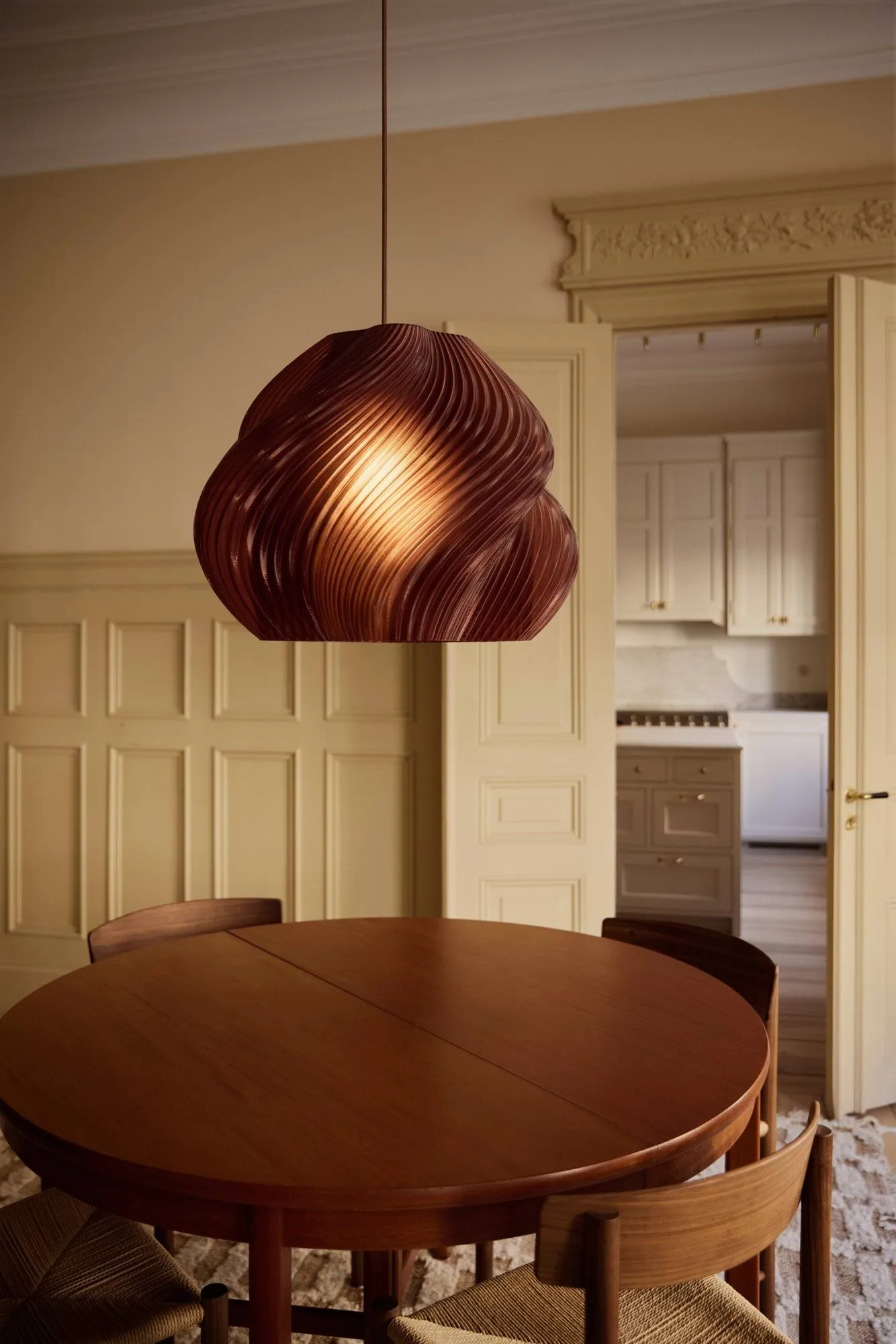 Soft Serve κρεμαστό φωτιστικό, Cherry-chrome, Mega, 60 εκ. Crème Atelier