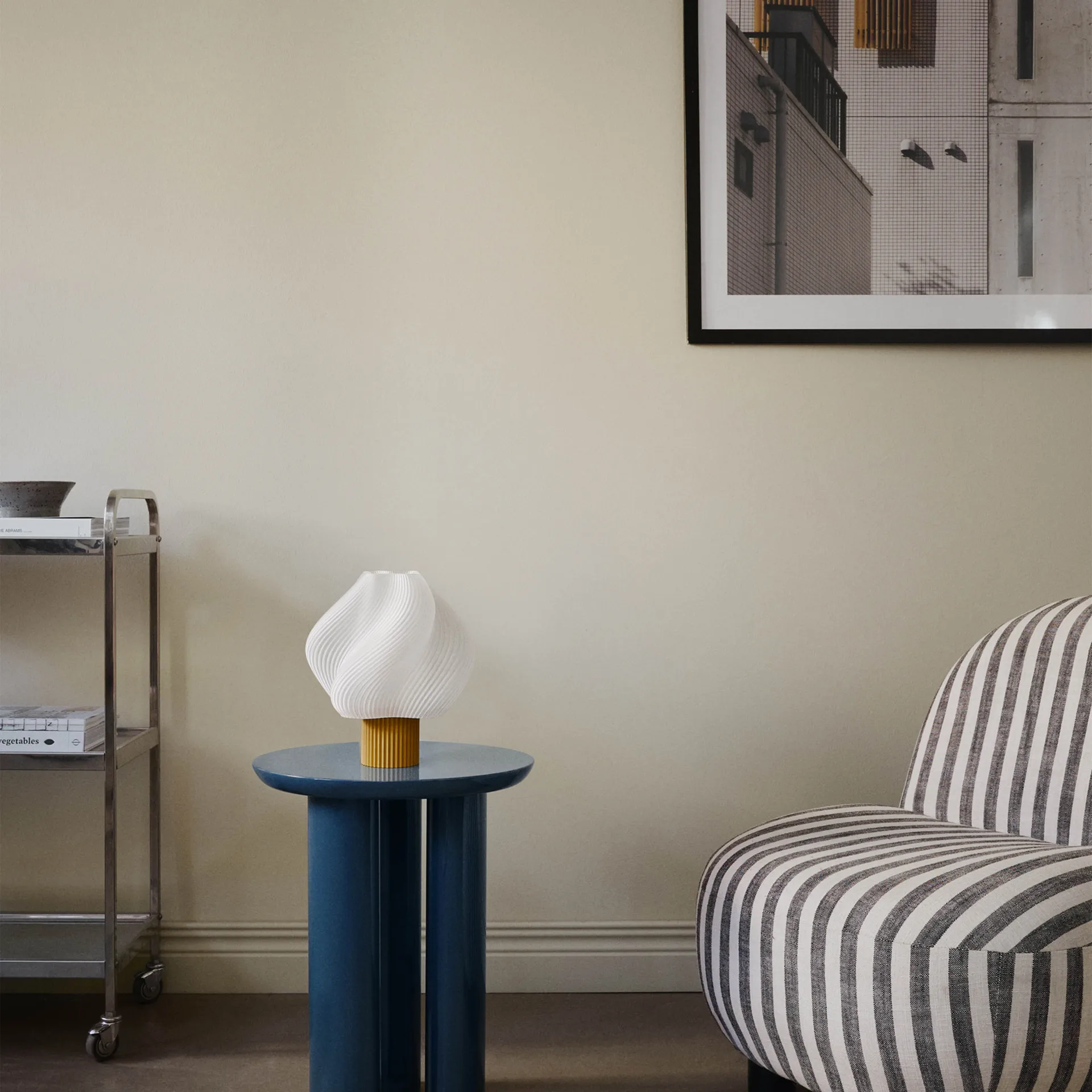 Soft Serve επιτραπέζιο φωτιστικό, Cloudberry, Regular, 26 cm Crème Atelier