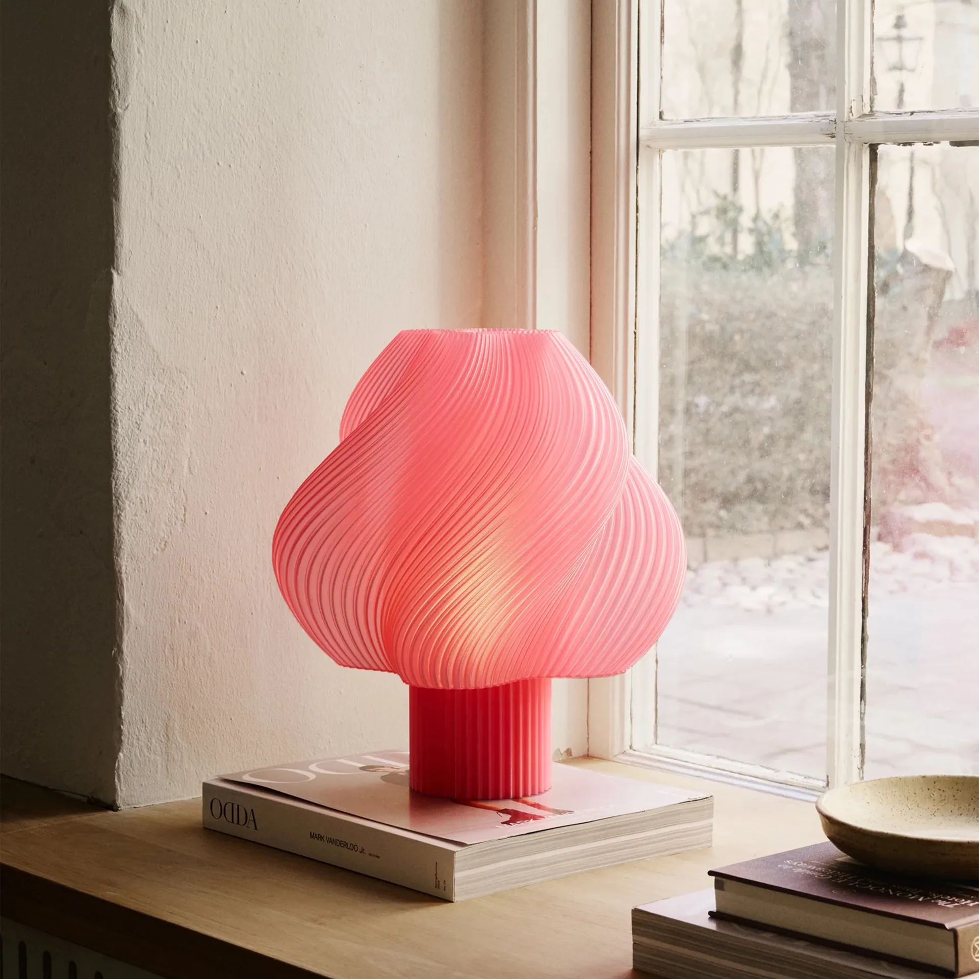 Soft Serve επιτραπέζιο φωτιστικό, Peach sorbet, Grande, 34 cm Crème Atelier