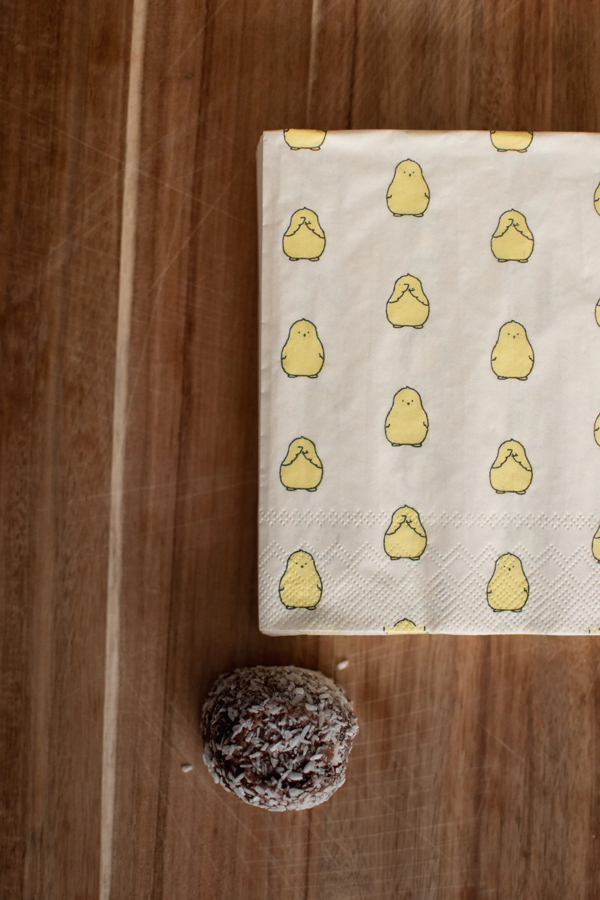 Chubby chicken χαρτοπετσέτα 20-pack, Yellow, 33x33 cm DBKD