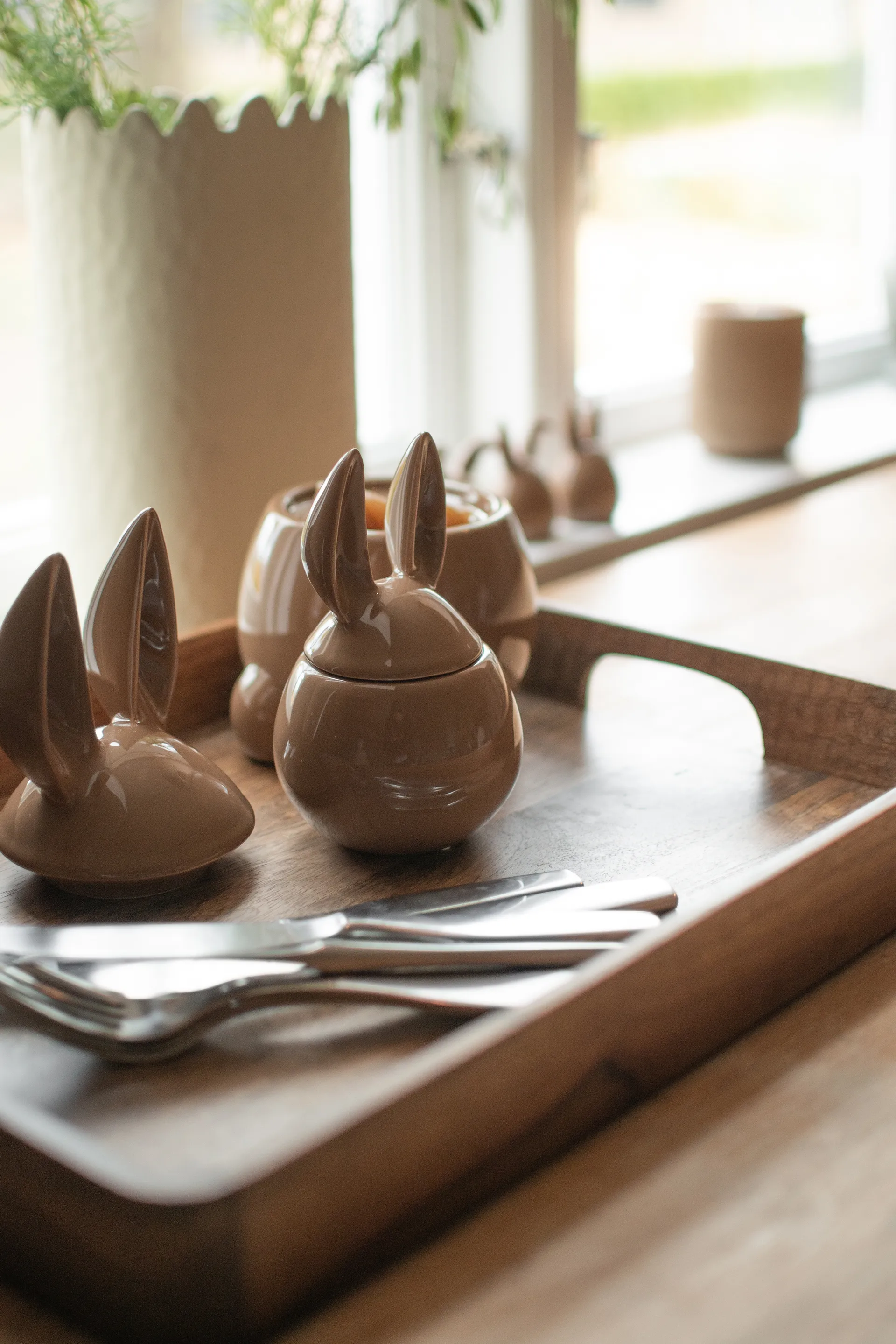 DBKD Eating rabbit μικρό μπολ, Shiny nougat DBKD