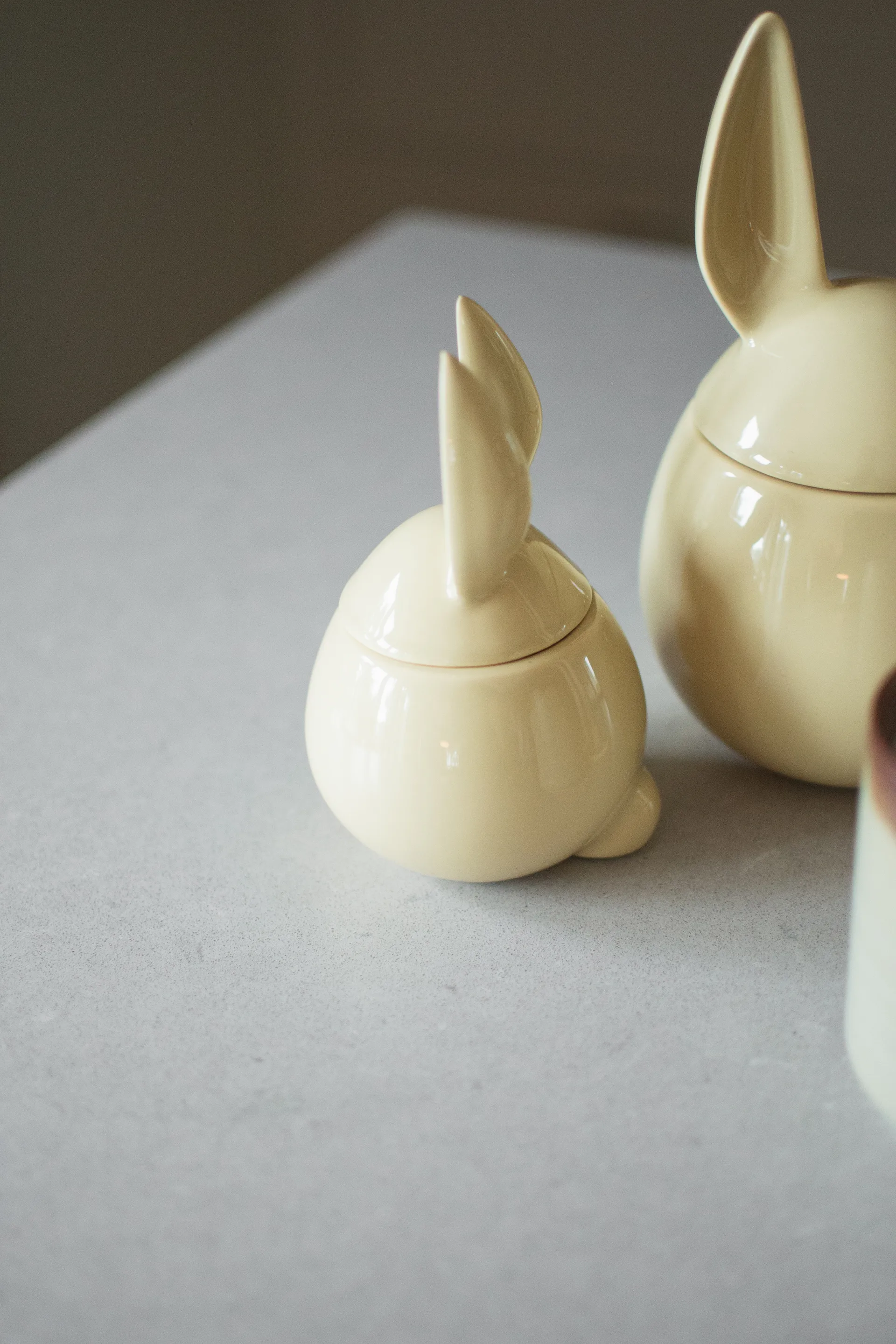 DBKD Eating rabbit μικρό μπολ, Shiny yellow DBKD