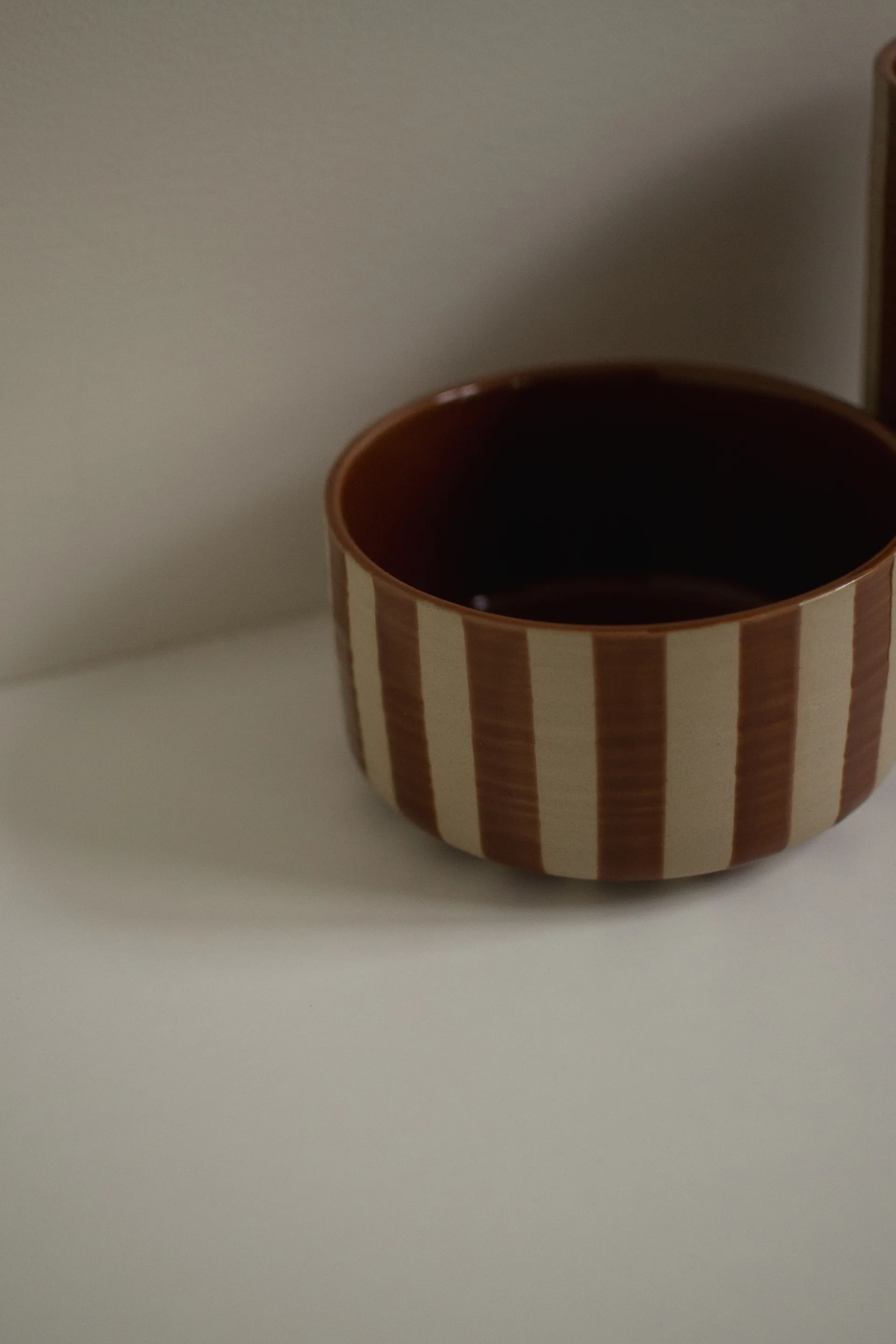 Line διακοσμητικό μπολ Ø16 cm, Stripe nougat DBKD