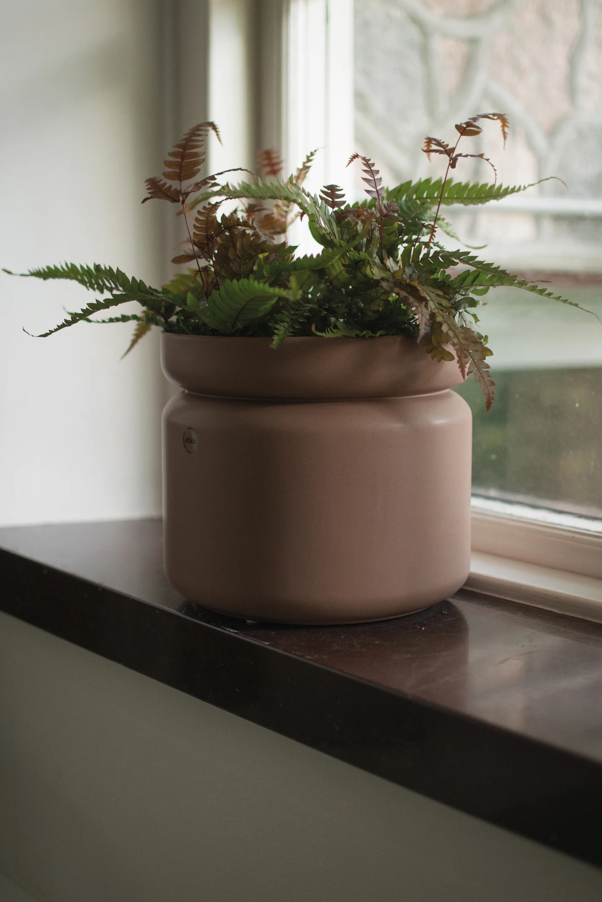 Neck γλάστρα, Nougat, Ø22,5x20 cm DBKD