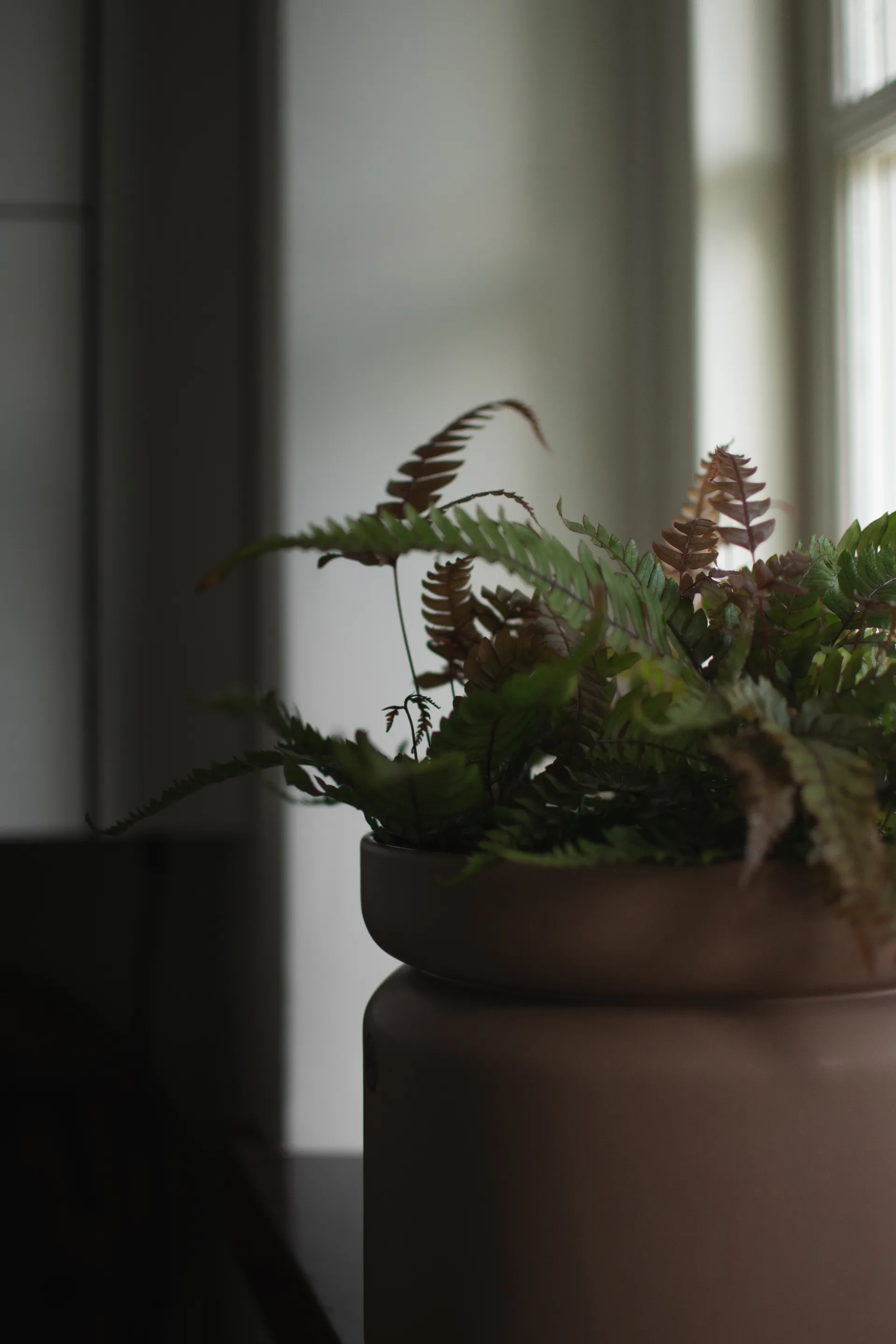 Neck γλάστρα, Nougat, Ø22,5x20 cm DBKD