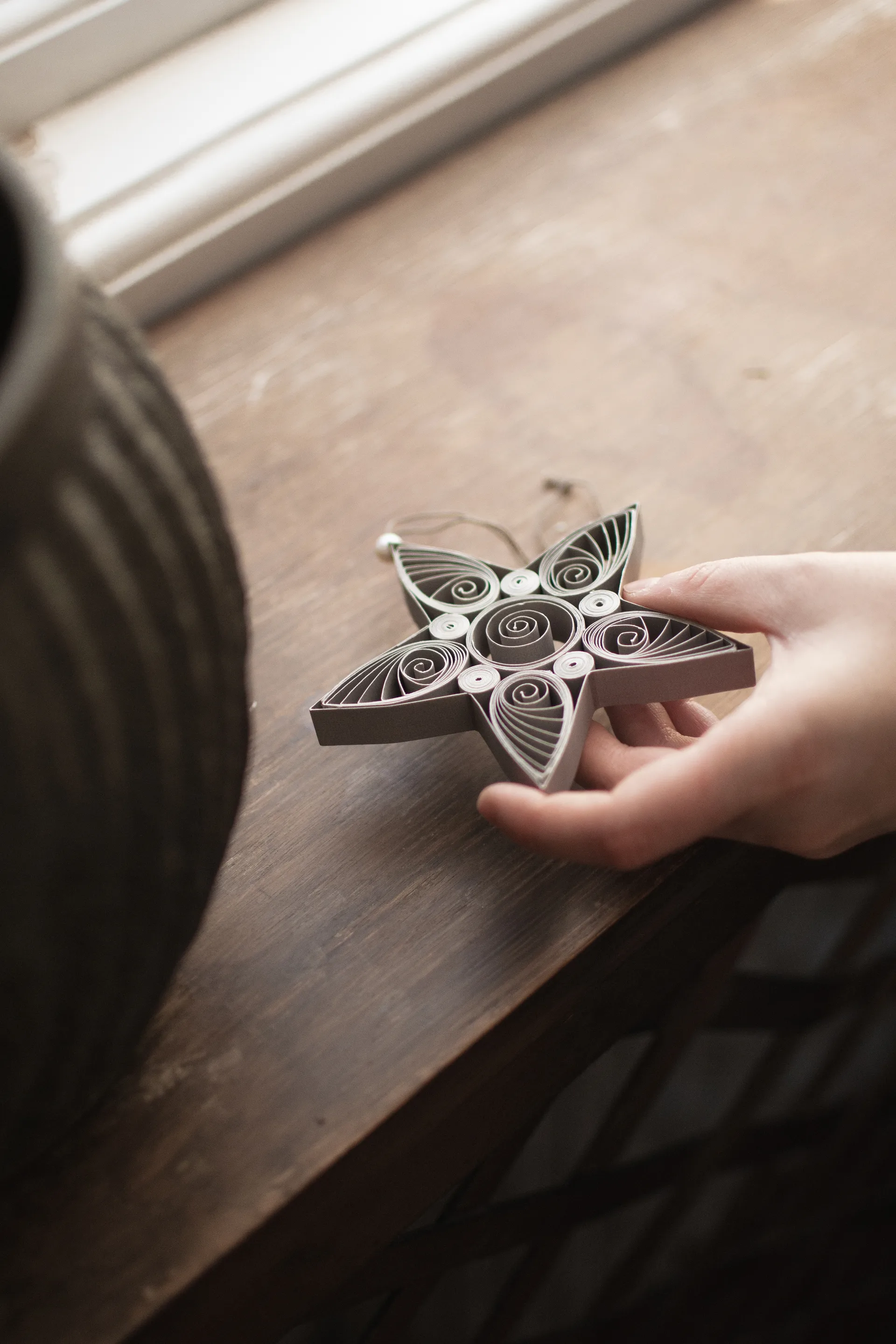 Paper star χριστουγεννιάτικο κρεμαστό αστέρι 13 cm, Mole DBKD