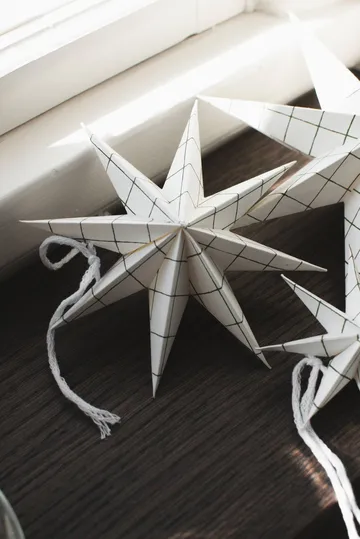 Paper winter star διακοσμητικό κρεμαστό - Square white, medium, Ø14 εκ. - DBKD