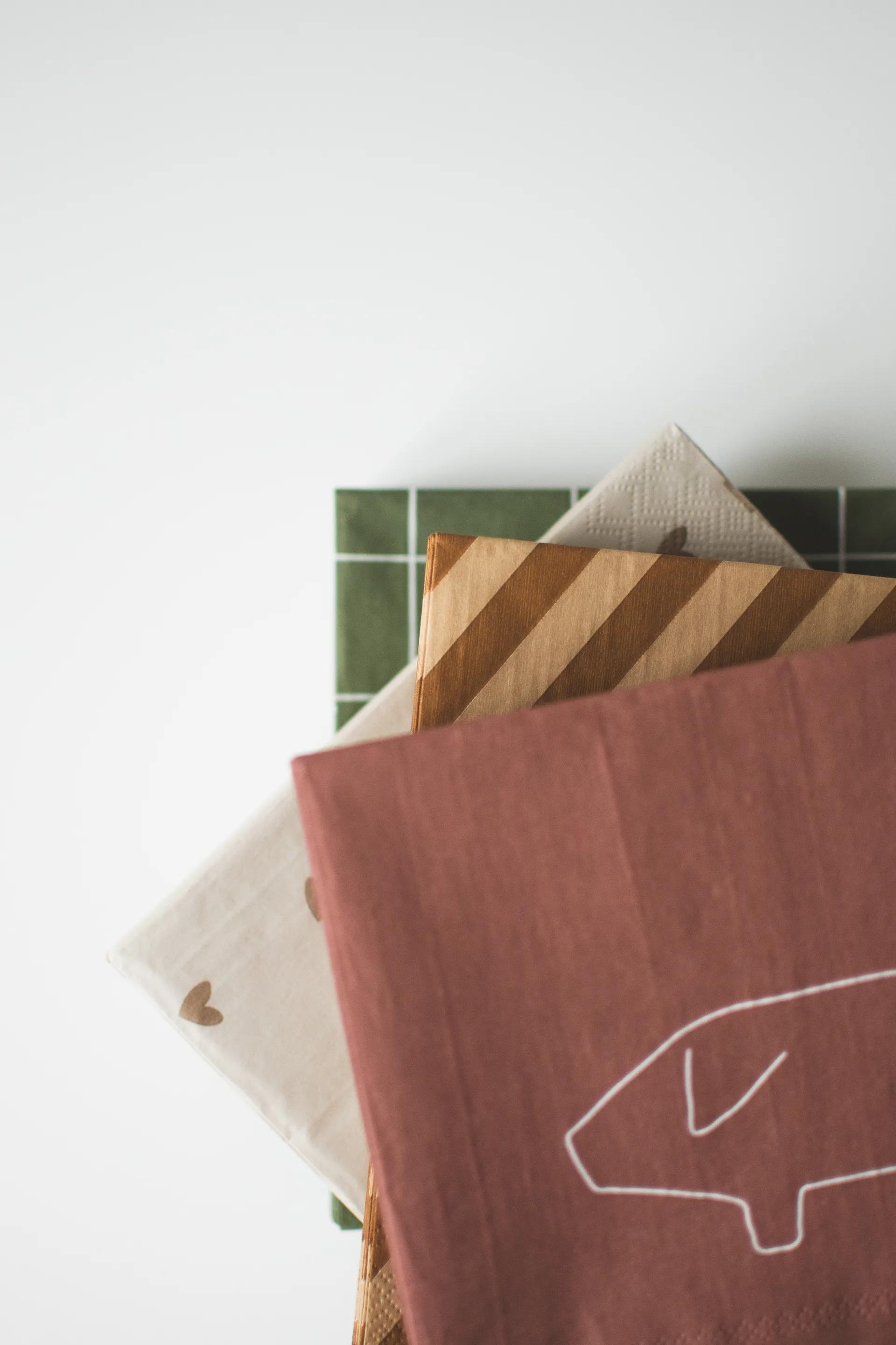 Swedish pig χαρτοπετσέτα 33x33 εκ. 20-pack, Red DBKD