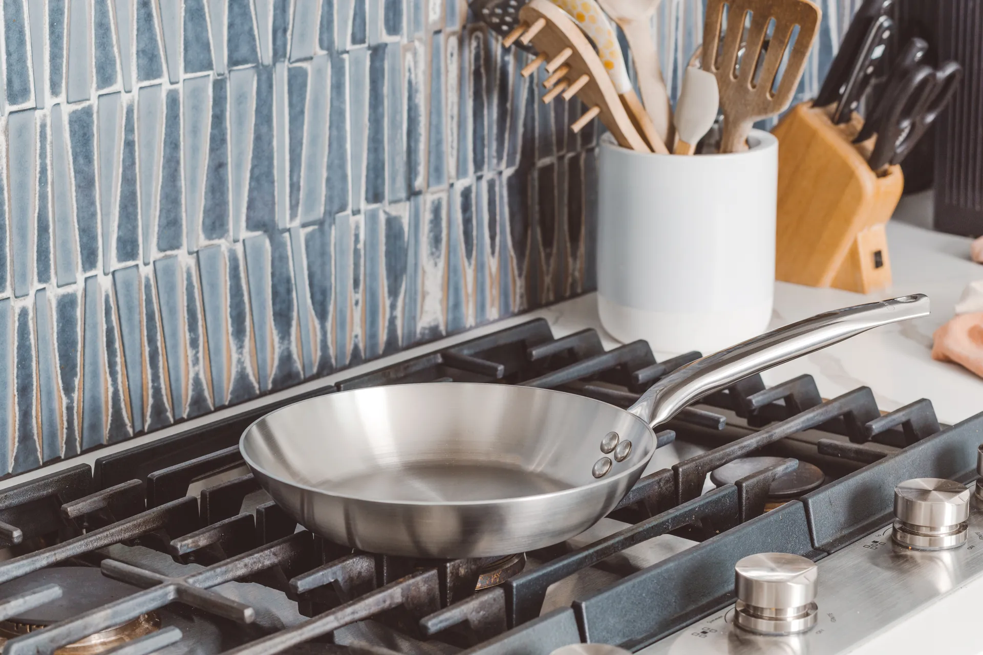 Alchimy τηγάνι από ανοξείδωτο ατσάλι, Ø28 εκ. De Buyer