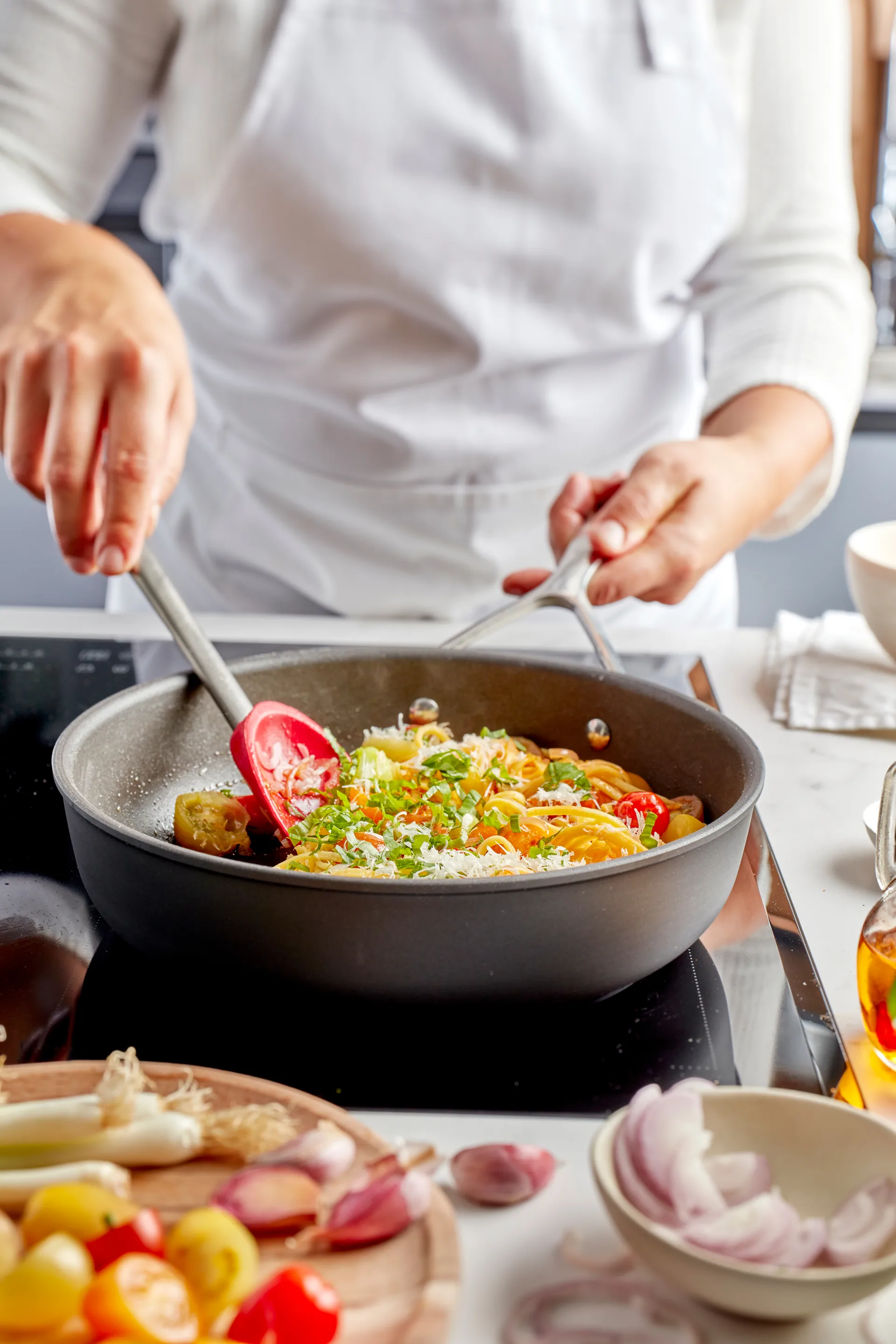 Τηγάνι Alu Pro 5 TI-x τύπου κατσαρόλα Duraslide 5 στρώσεων, Ø28 εκ. Demeyere