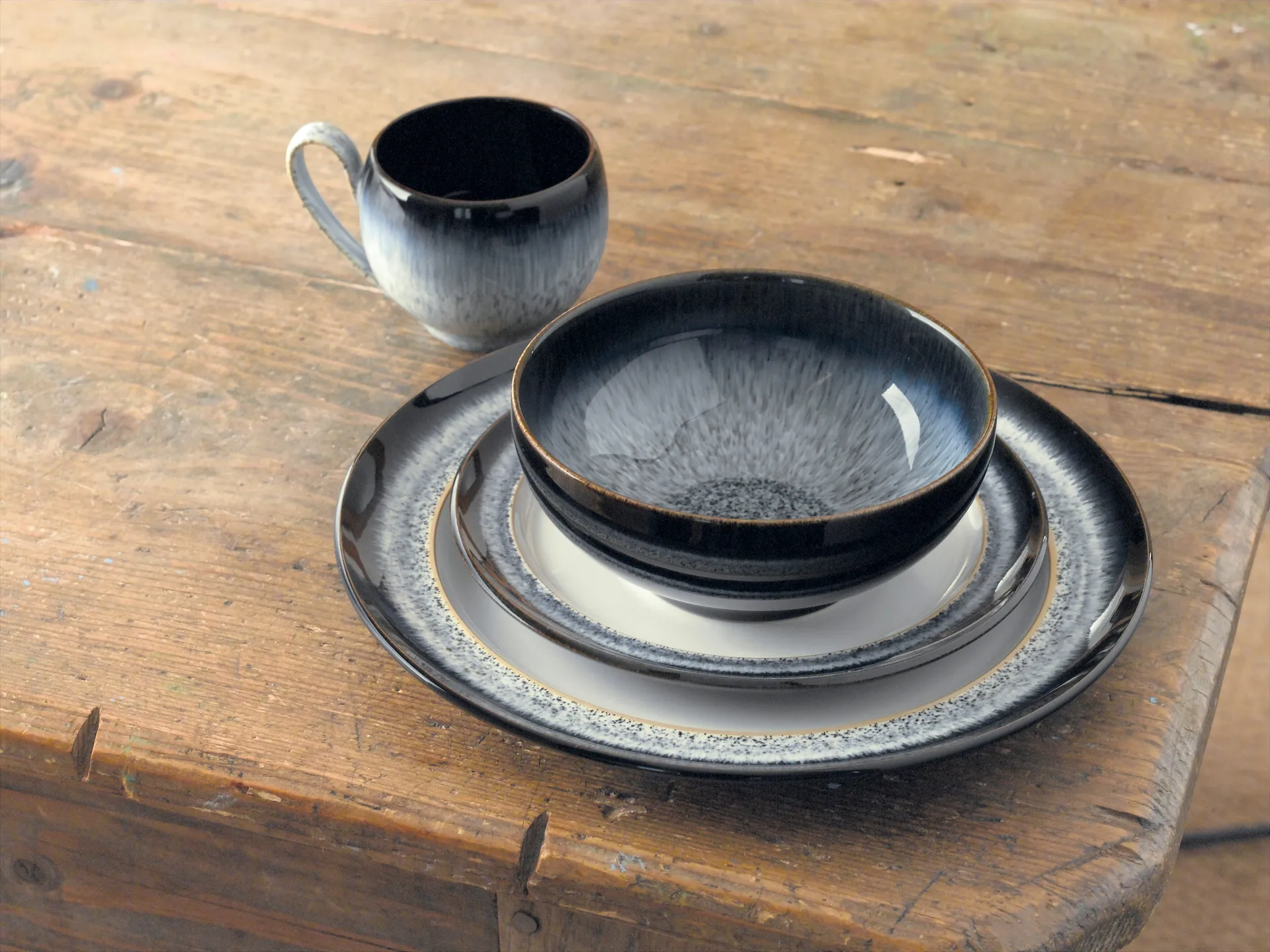 Μπολ για νούντλς Halo 17,5 εκ, Μπλε-γκρι-μαύρο Denby