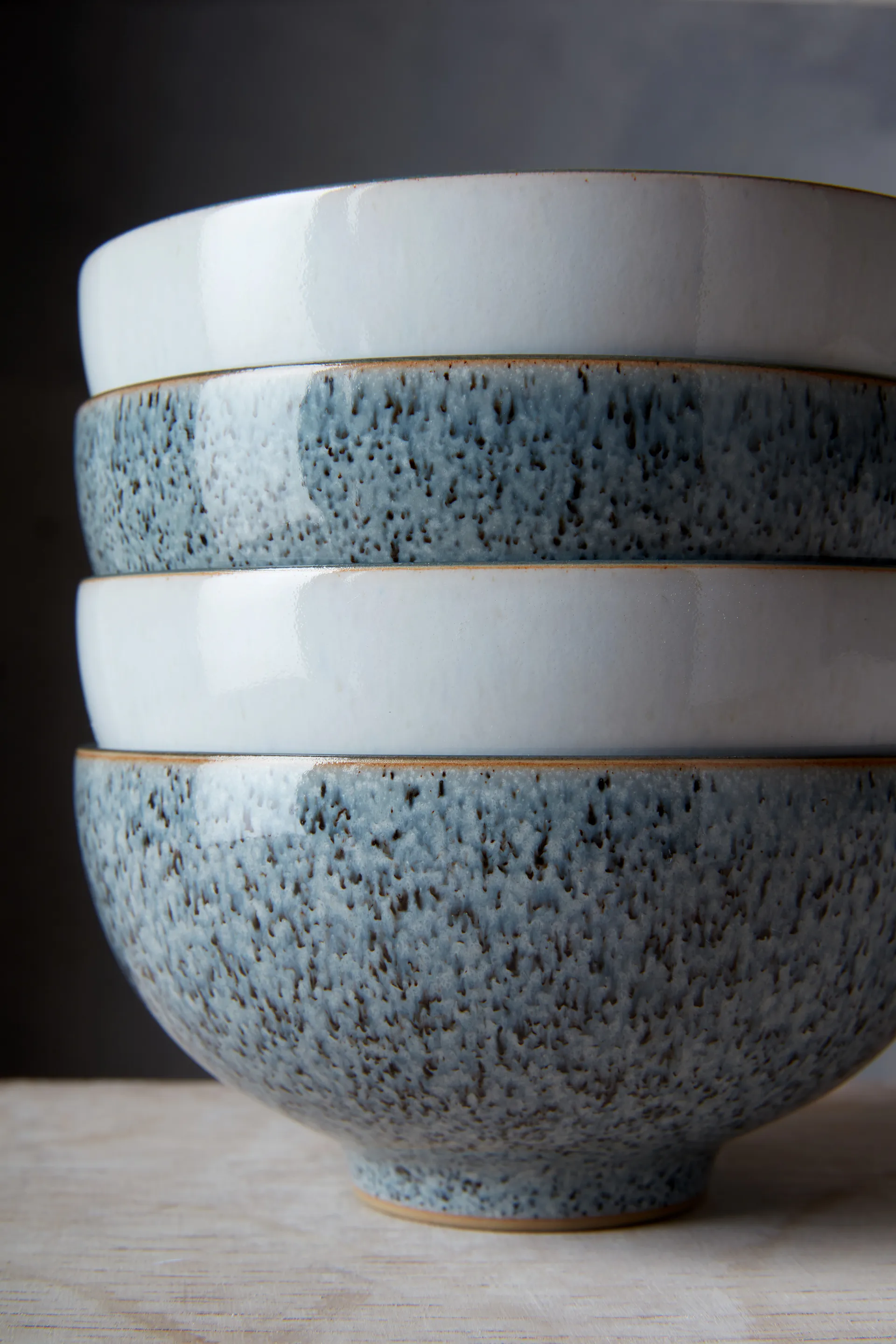 Γκρι πλατύ μπολ πρωινού Studio 17 εκ, Γρανίτης Denby