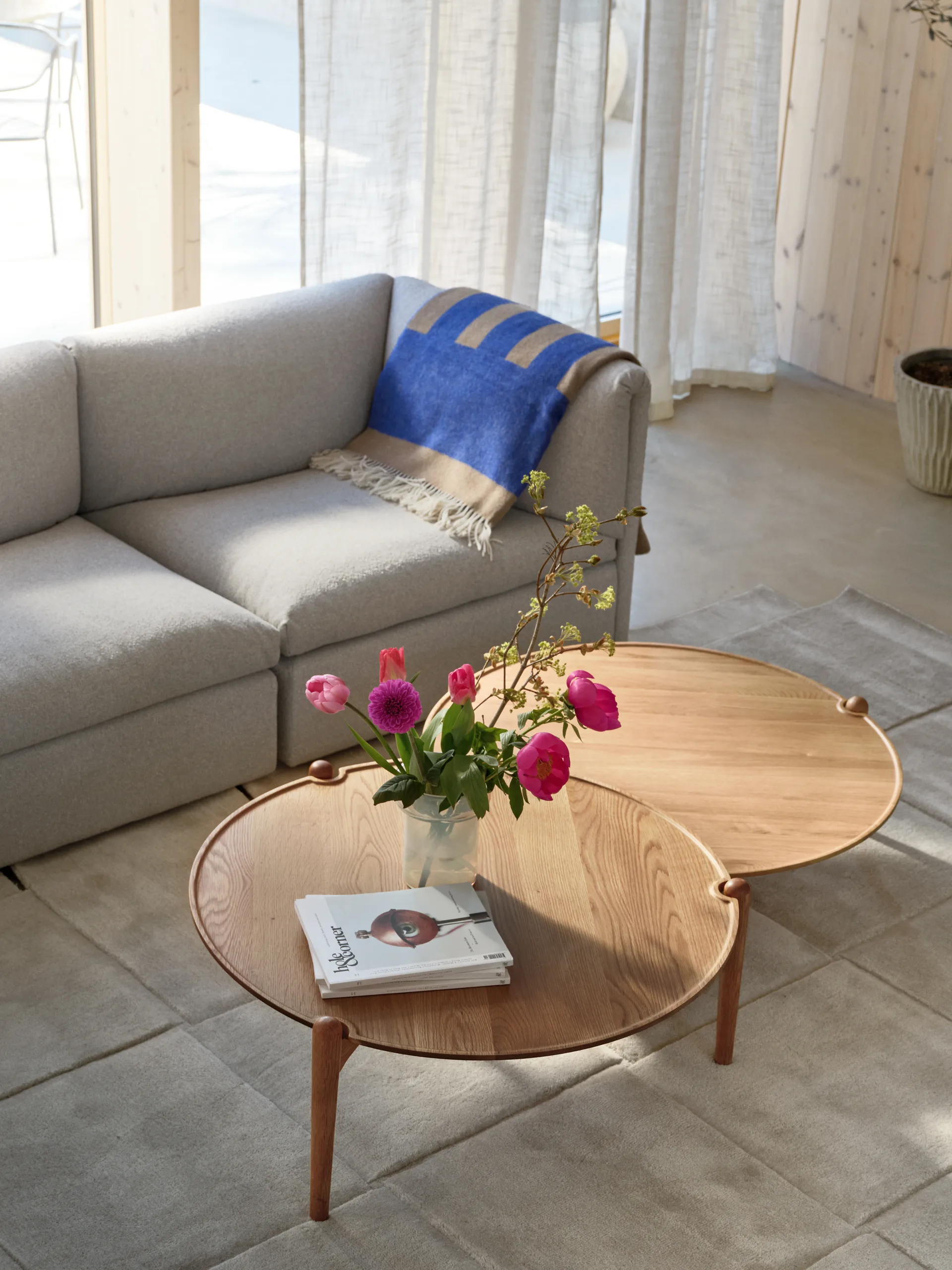 Aria τραπεζάκι σαλονιού, Dark oak, Ø50x37 cm Design House Stockholm