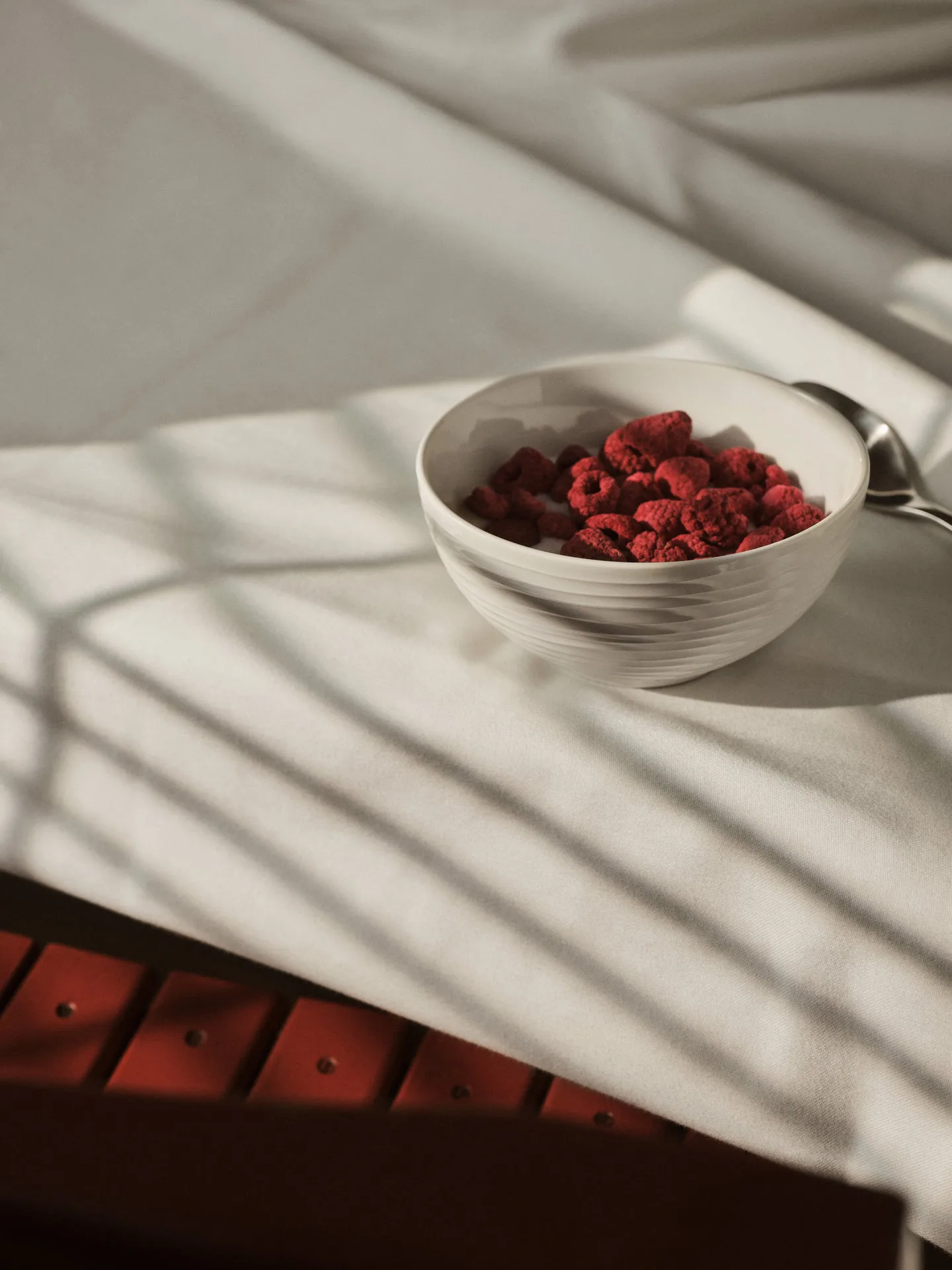 Blond μπολ πρωινού 60 cl, λευκό με κουκίδες Design House Stockholm