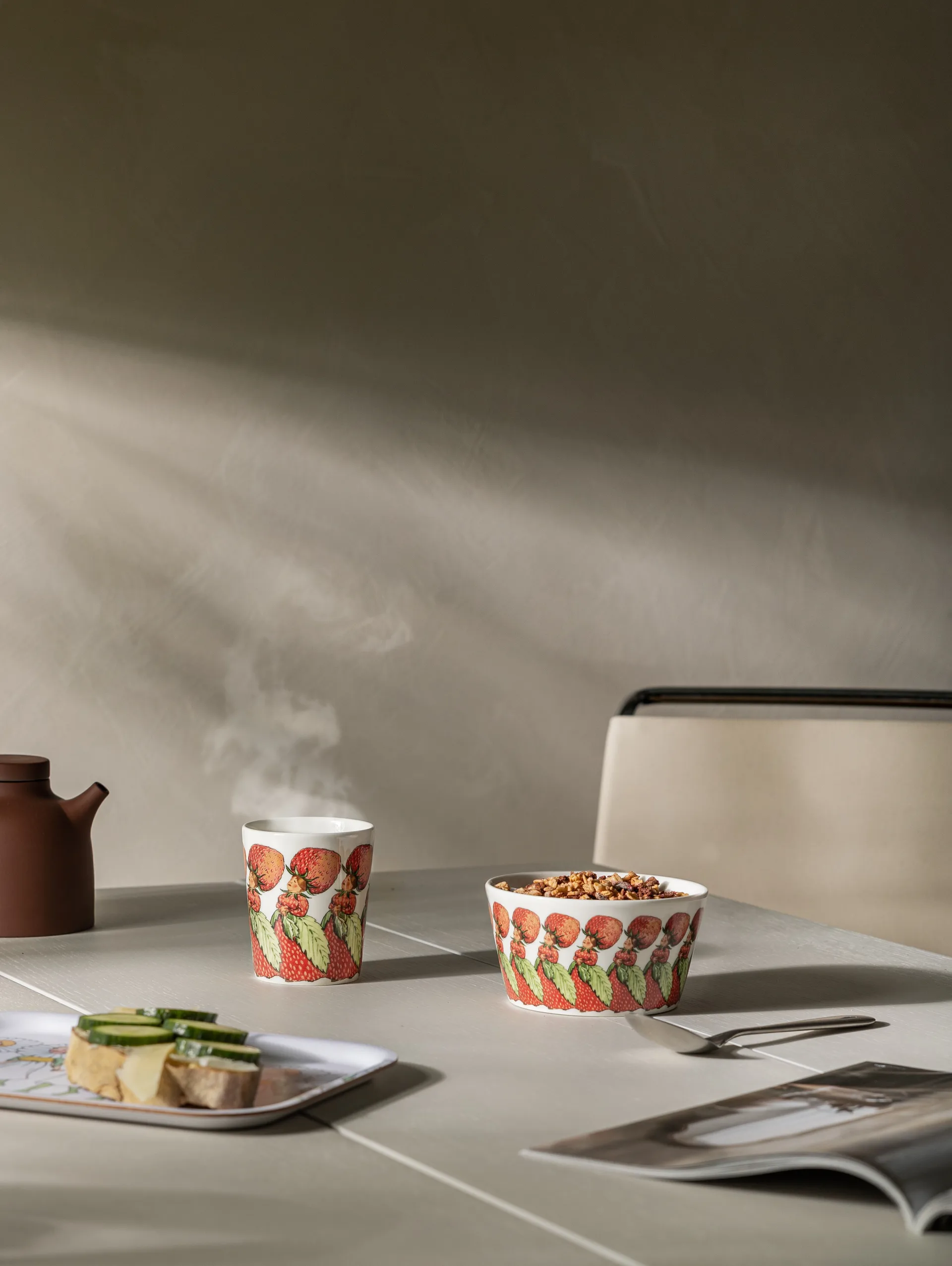 Familjen Jordgubbe κούπα, 28 cl Design House Stockholm